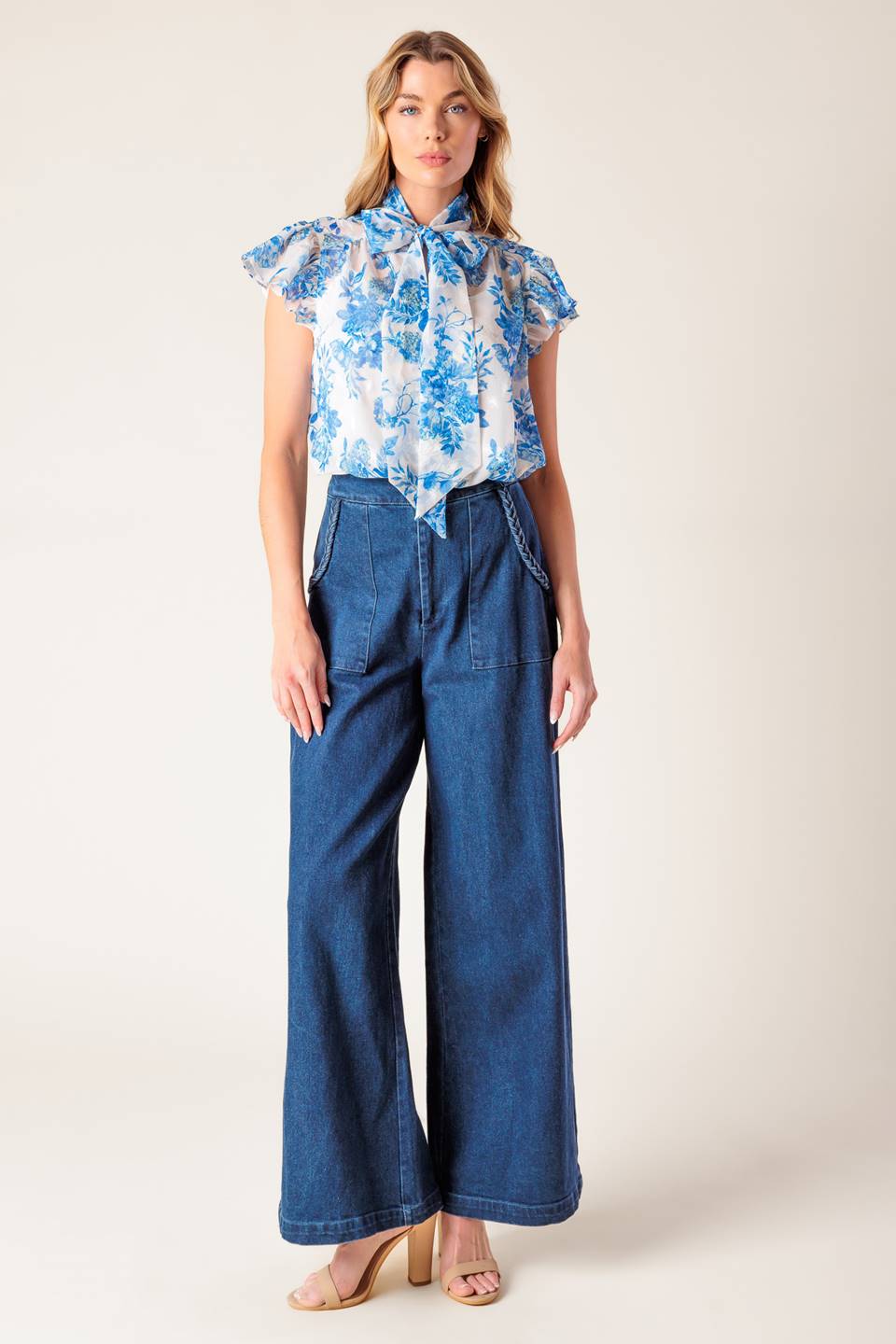 BEAUTY ICON WOVEN TOP Flying Tomato