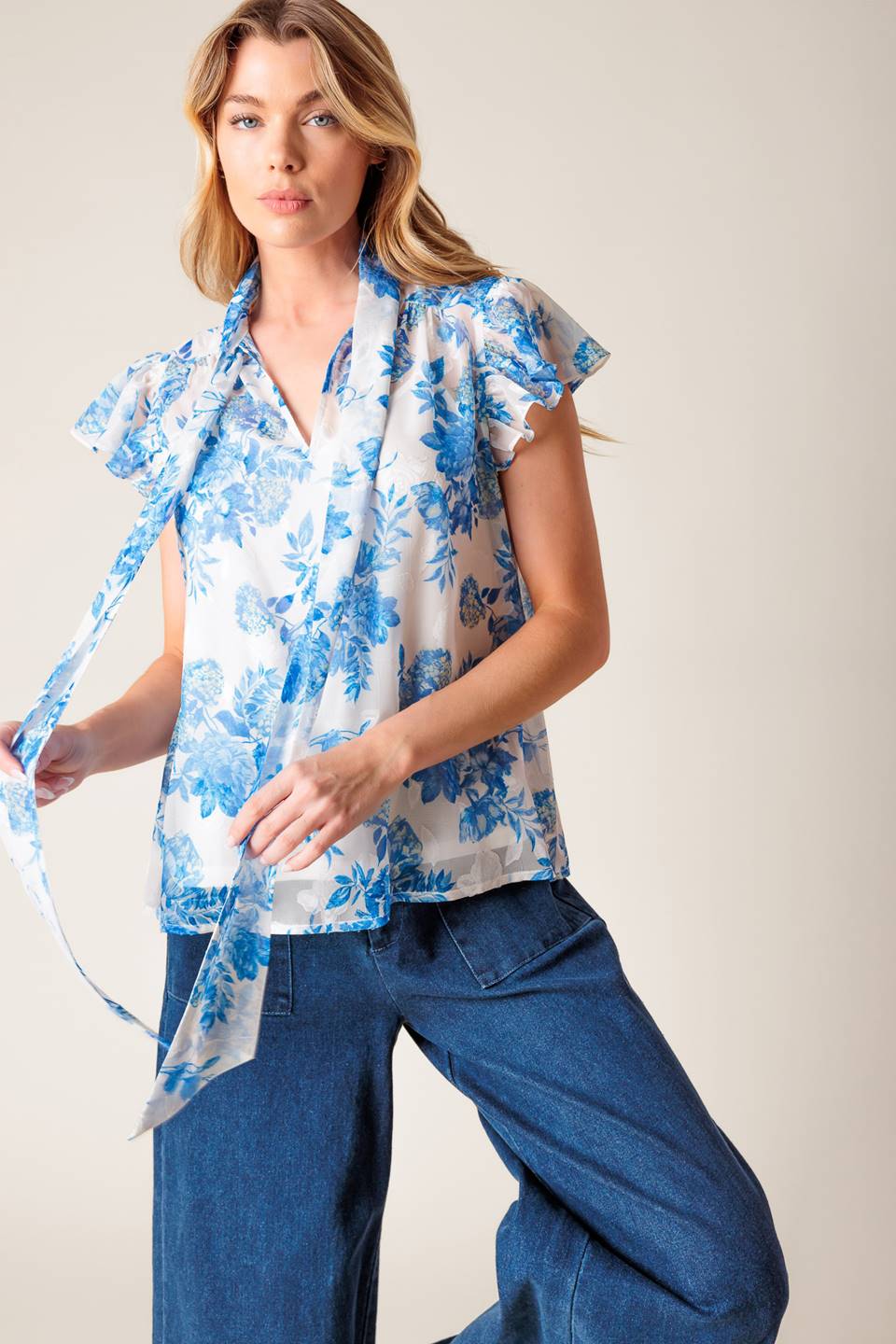 BEAUTY ICON WOVEN TOP Flying Tomato