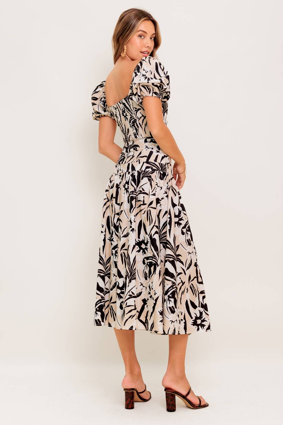 NEUTRAL ZONE WOVEN TOP AND SKIRT SET Flying Tomato