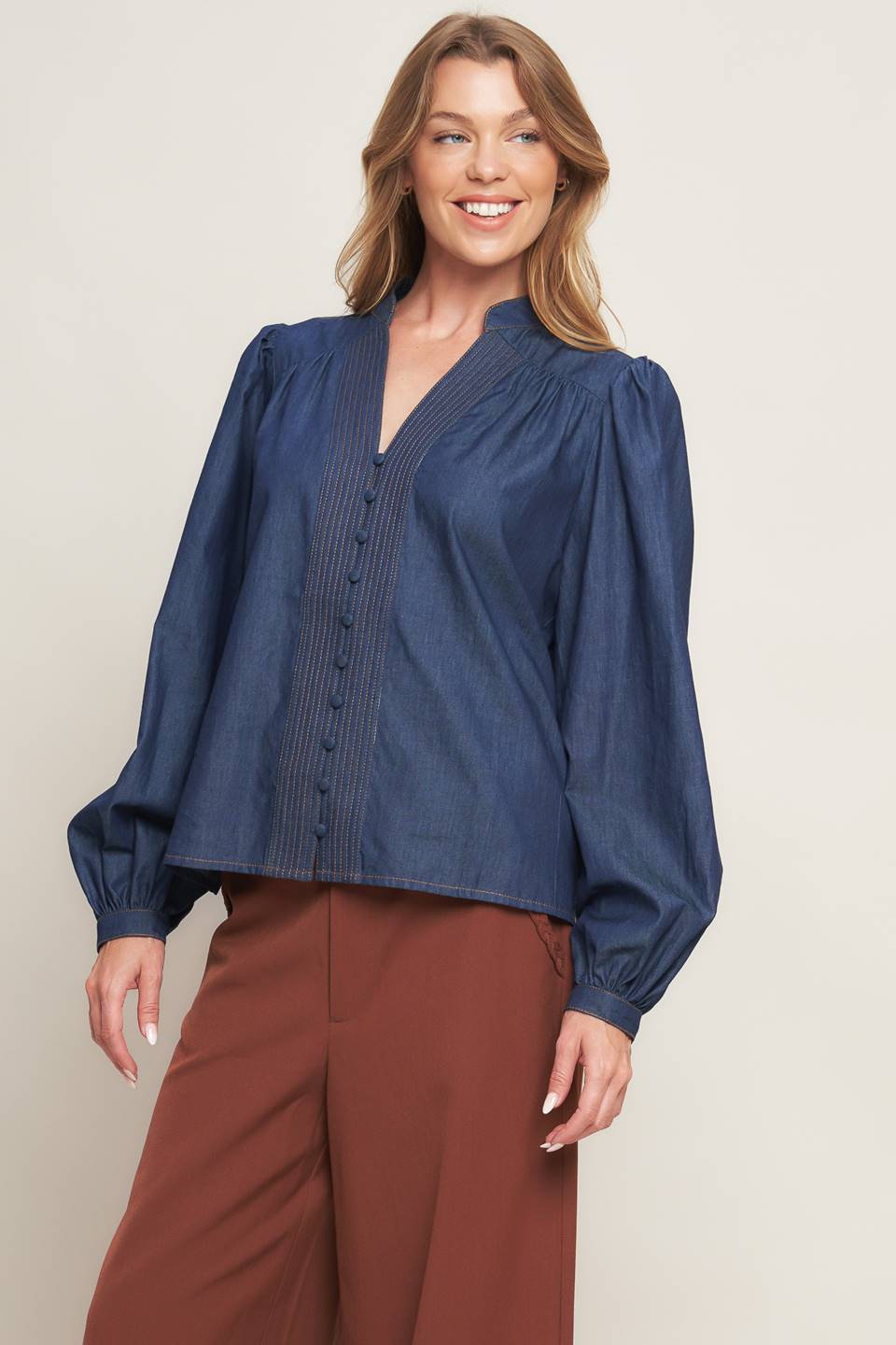 STITCH STORY LIGHTWEIGHT DENIM TOP Flying Tomato