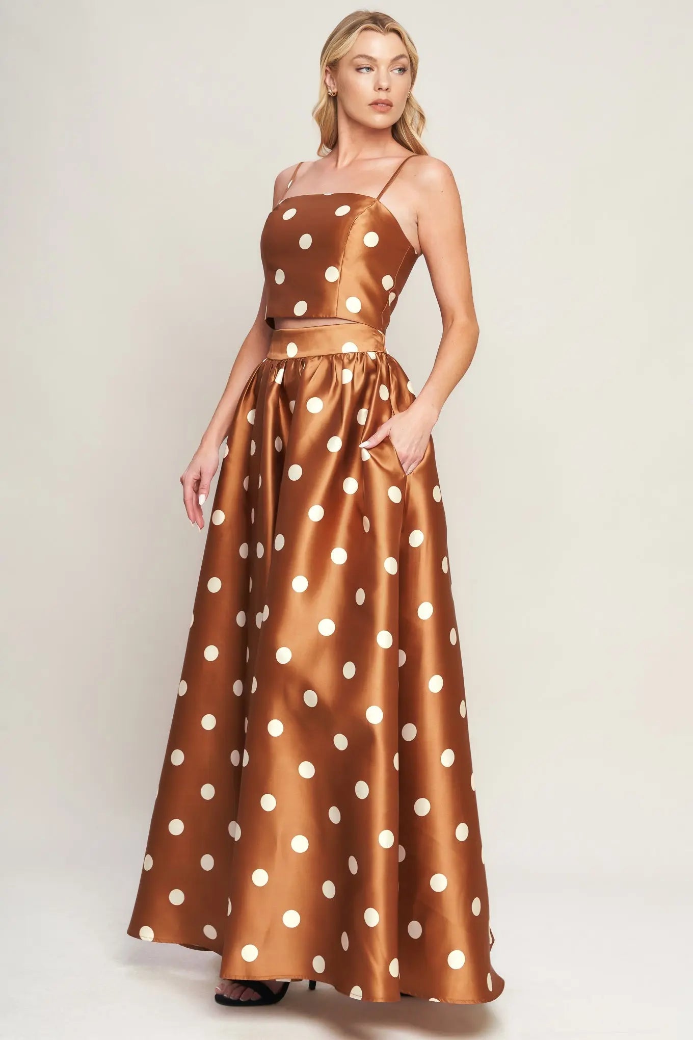 CHIC POLKA FLOW WOVEN TOP Flying Tomato