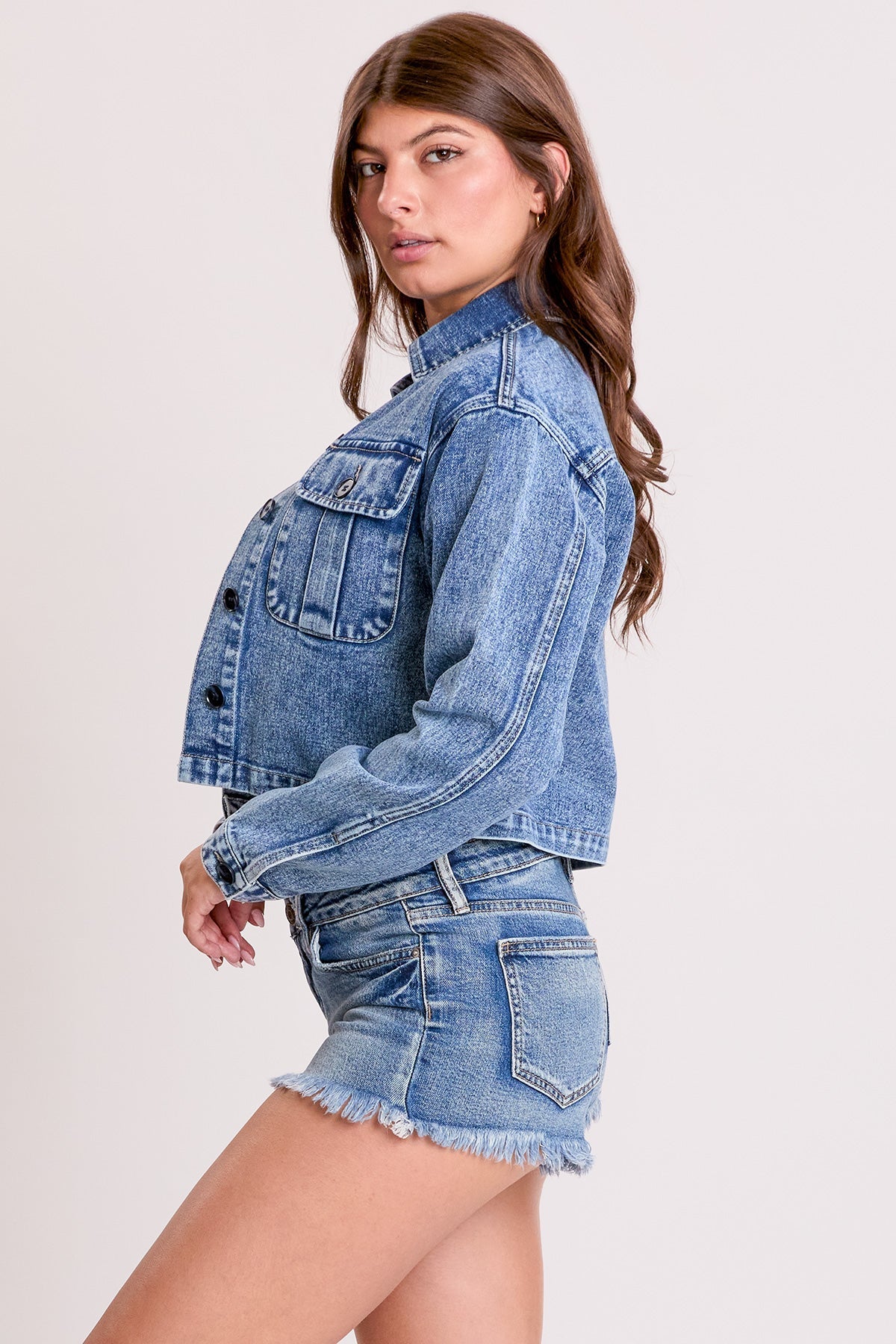 Women's Cropped Trucker Denim Jacket YMI JEANS