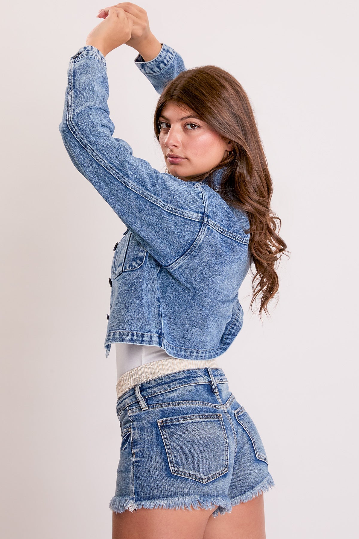 Women's Cropped Trucker Denim Jacket YMI JEANS