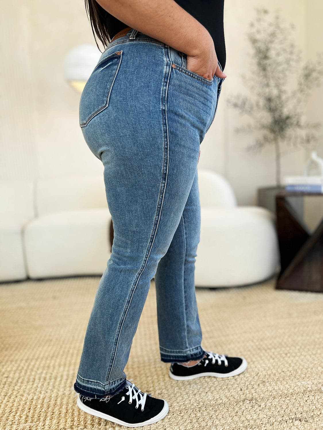 Judy Blue magic release hem jeans - Love Salve 
