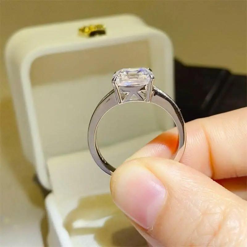 Luxurious 3ct moissanite ring - Love Salve 