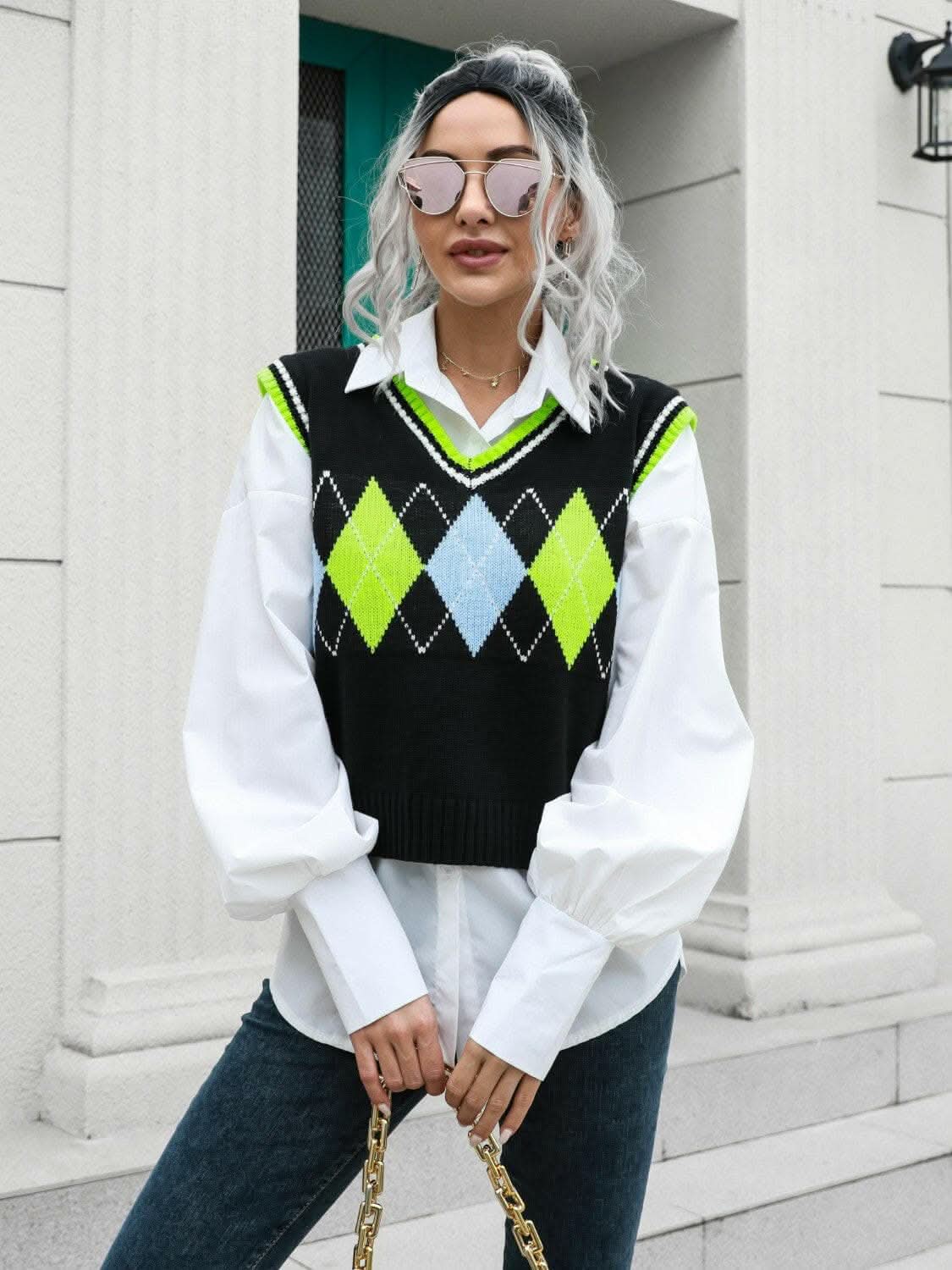 Modern geometric v-neck vest 