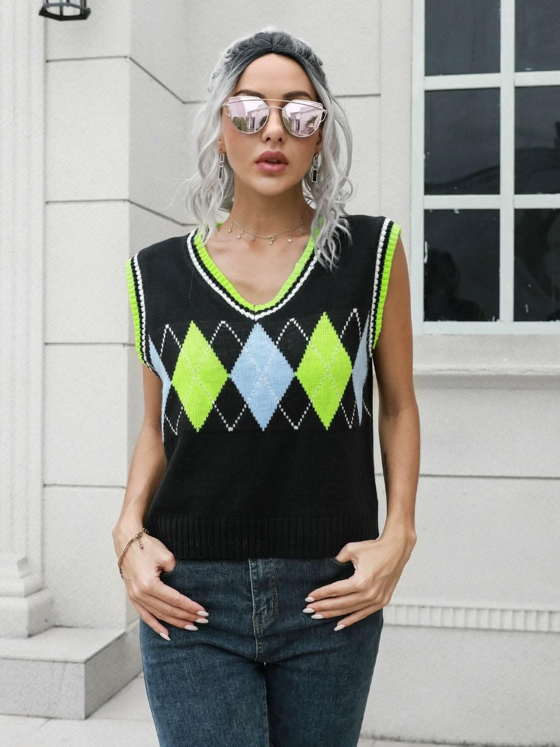 Modern geometric v-neck vest 