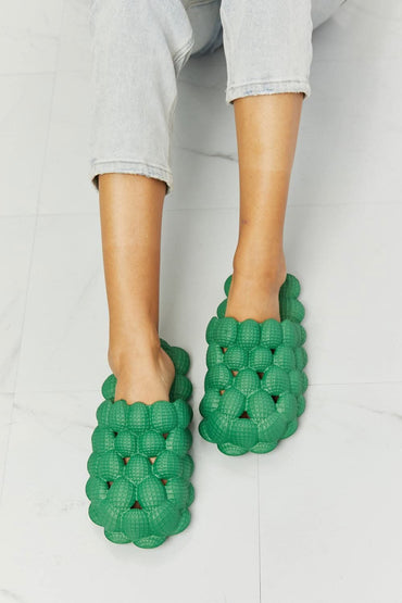 Nook Joi green bubble slides for comfort 