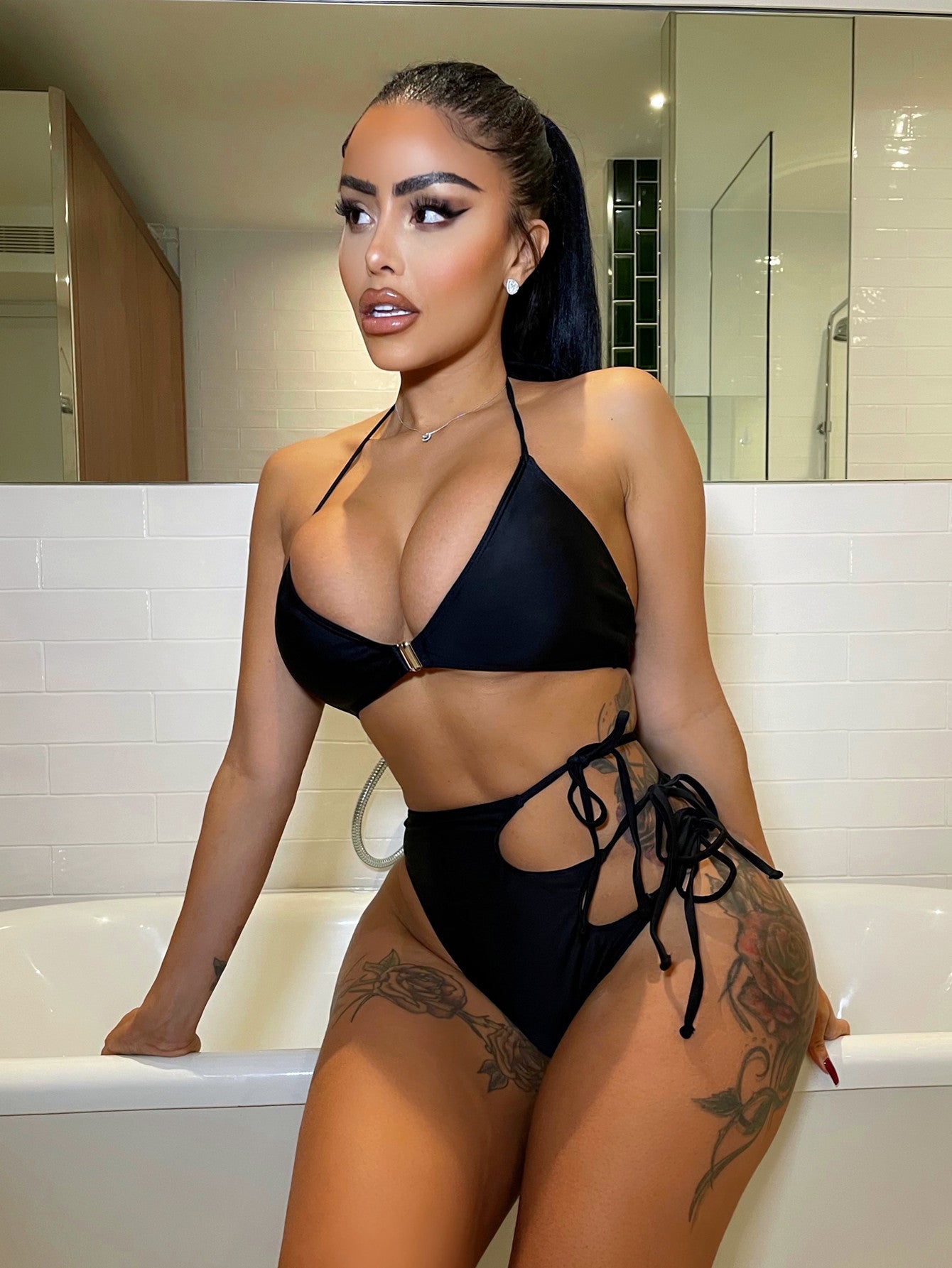 Bikini Solid Color Sexy Women Split Swimsuit Triangle Bag Swimsuit Bella Mia