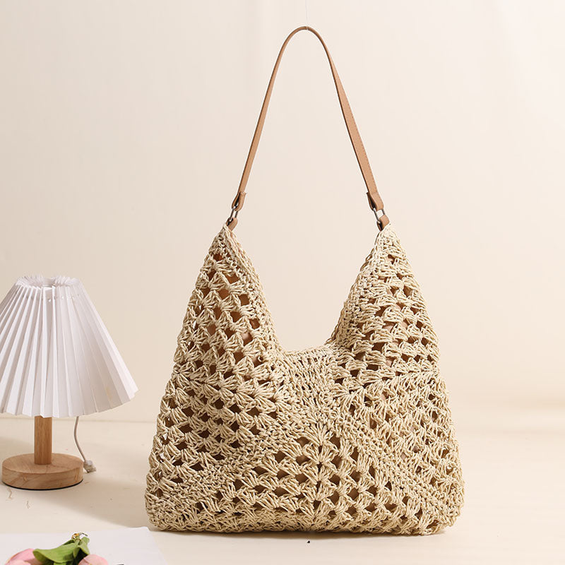 Casual Hollow Out Cutout Shoulder Straw Bag Triangle Large Capacity Straw Bag Woven Bag Vacation Beach Bag Women Bag Bella Mia