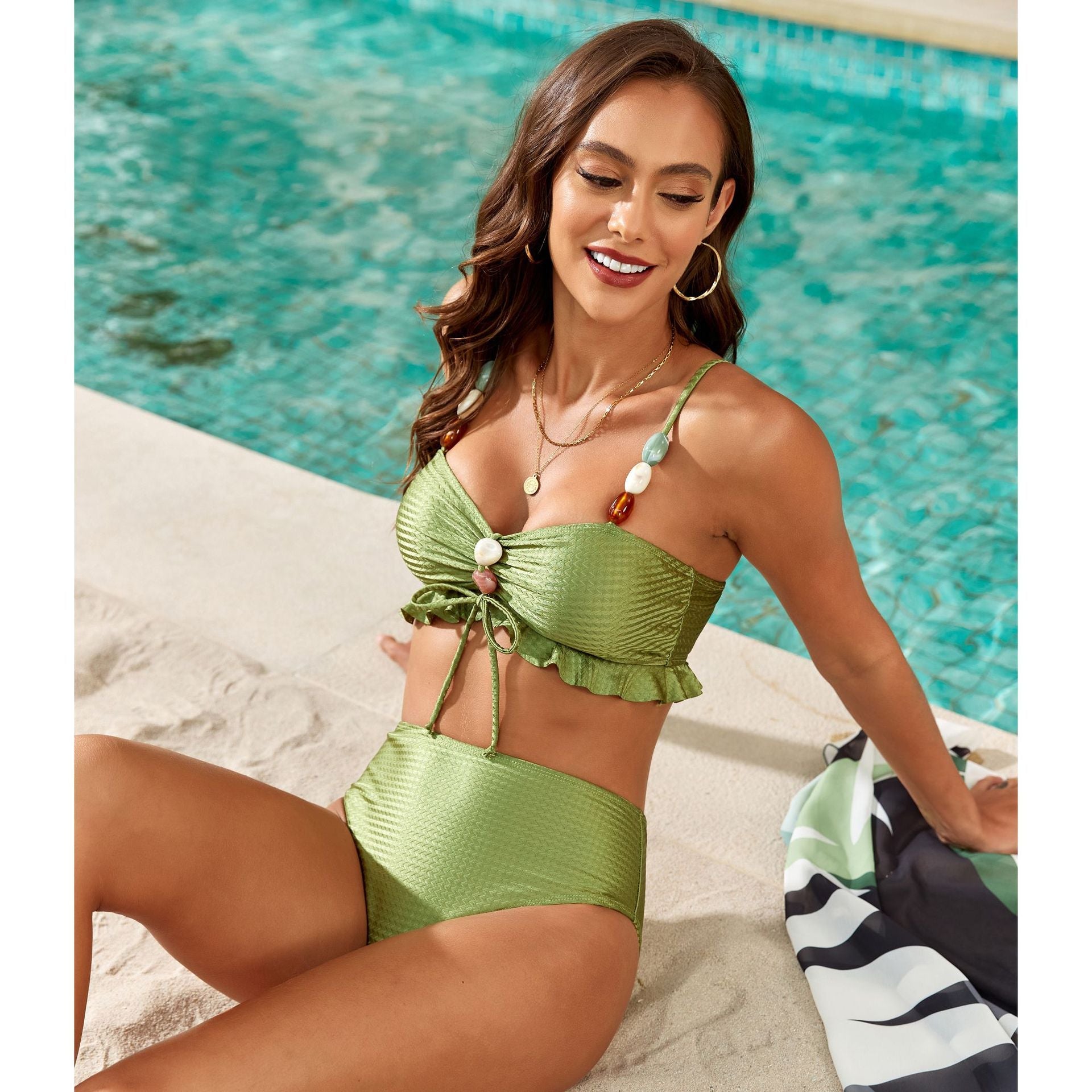 Beads Tether Split Swimsuit Women Three Piece Sets Bikini Bella Mia