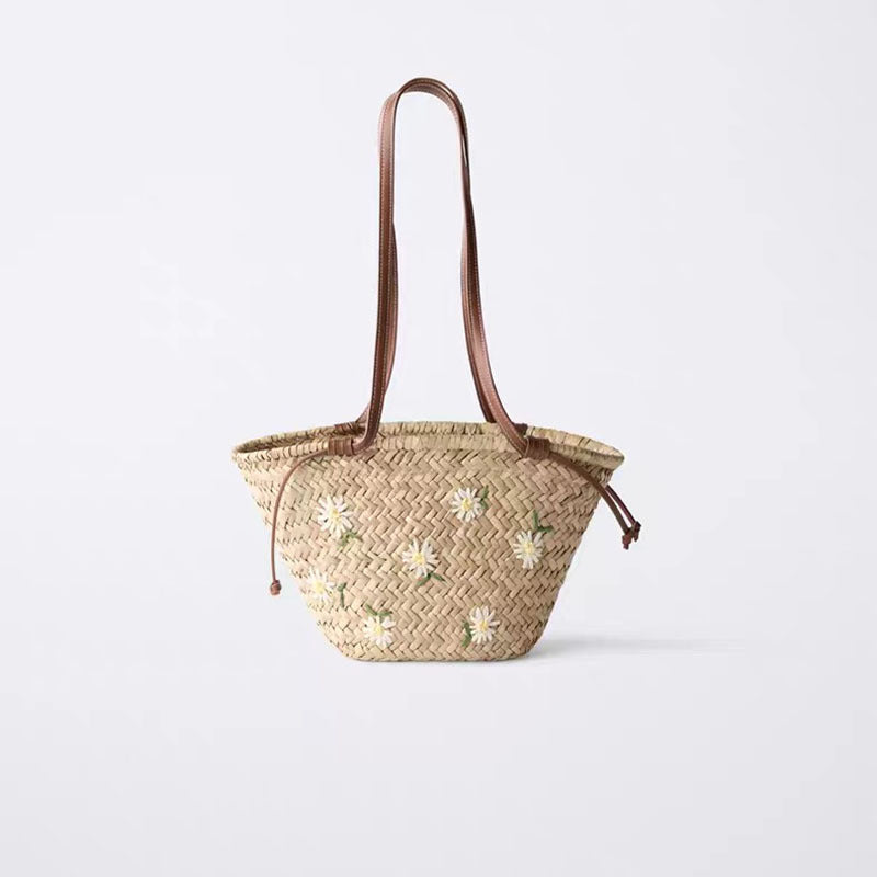 Fresh Floral Embroidery Shoulder Straw Bag Large Capacity Mitsubishi Straw Woven Bag Seaside Vacation Beach Bag Bella Mia