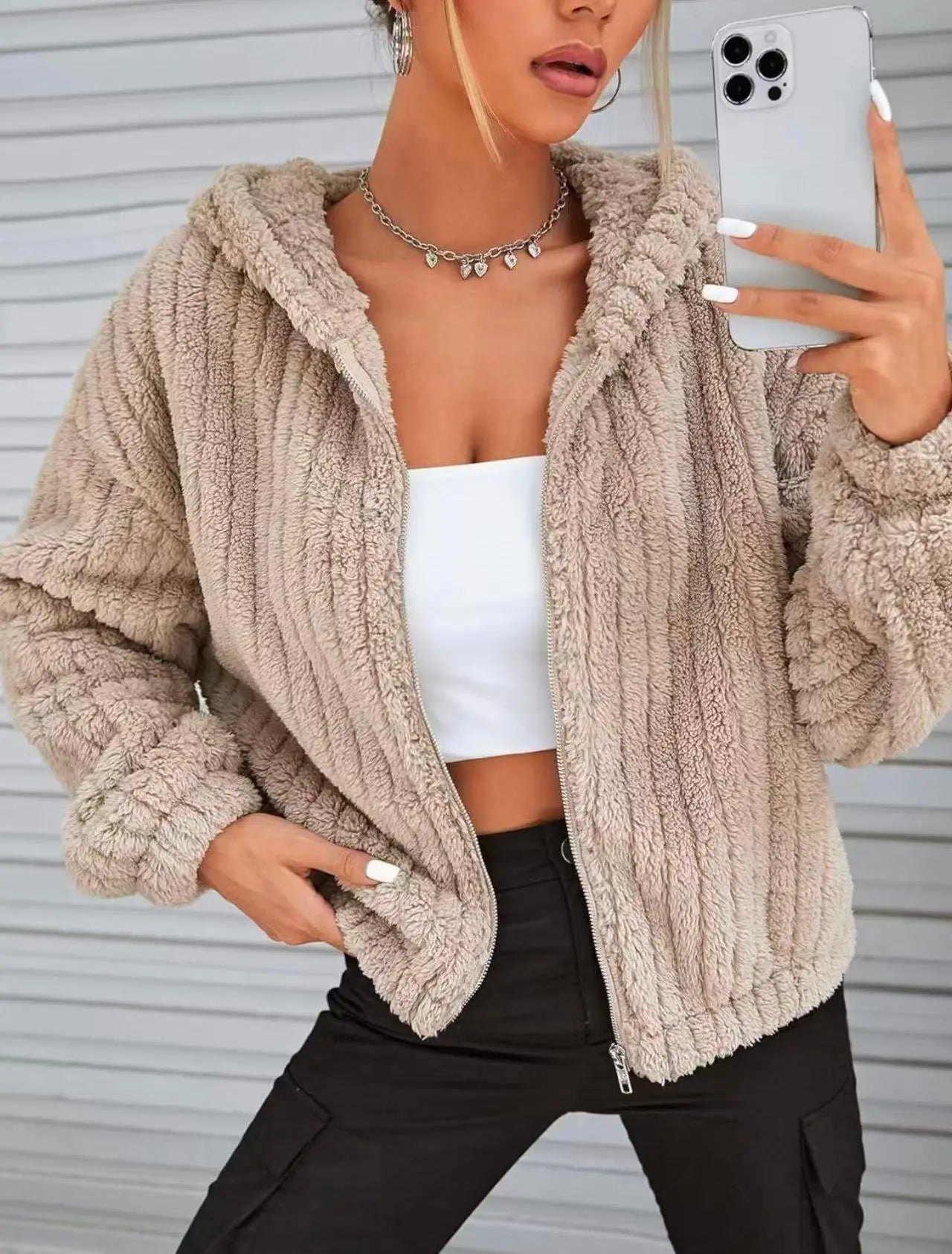 Popular Solid Color Double-Sided Plush Zipper Cardigan Decoration Ears Casual Autumn Winter Plush Coat Bella Mia