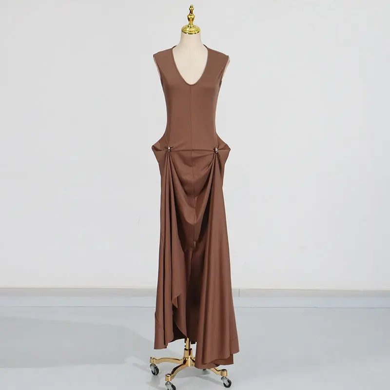 Sexy Sleeveless Dress Summer U Collar Fitted Waist Pleated Design Solid Color Dress Women Bella Mia