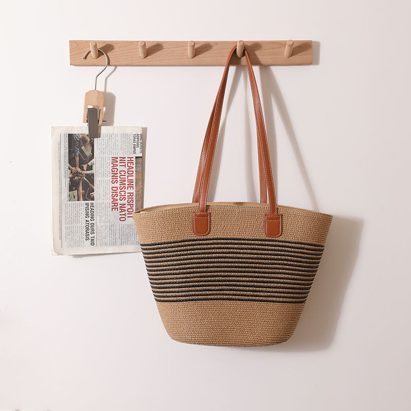Striped Shoulder Straw Bag Woven Bag Summer Large Capacity Casual All Match Women Seaside Beach Rattan Woven Bag Bella Mia