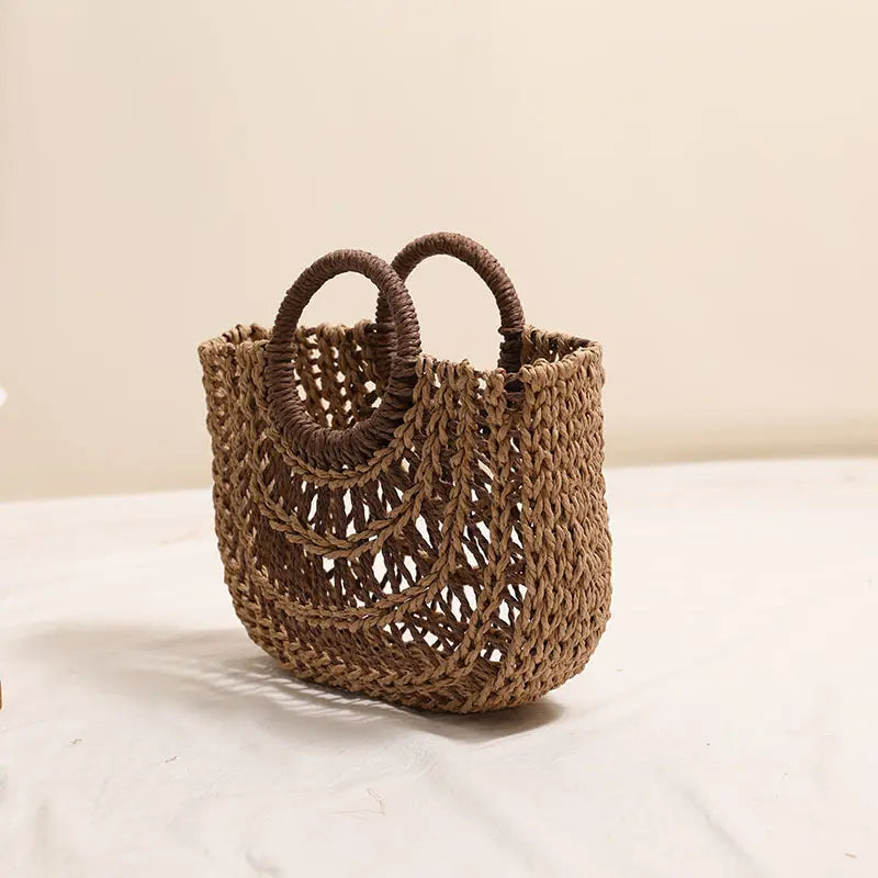 Hollowed out Semicircle Portable Straw Weaved Bag Round Handle Contrast Color Straw Bag Woven Bag Women Seaside Vacation Beach Bag Bella Mia