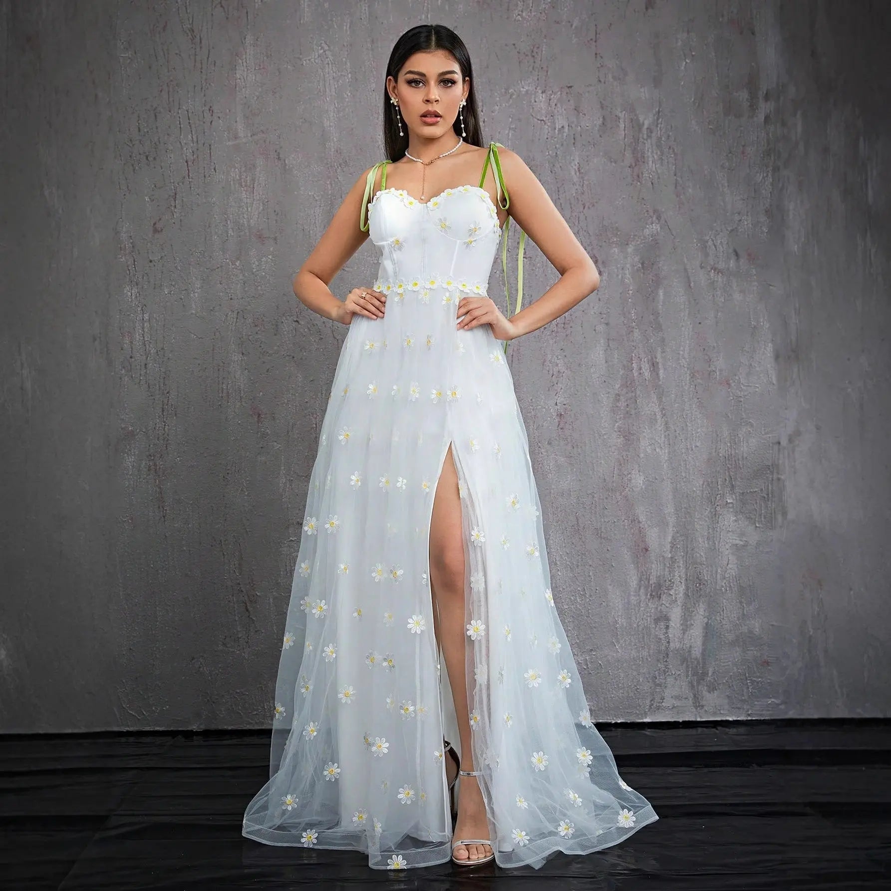 Suspender Tube Top Dress Slim Slit Evening Dress Floral Decoration Annual Meeting Adult Formal Dress Bella Mia