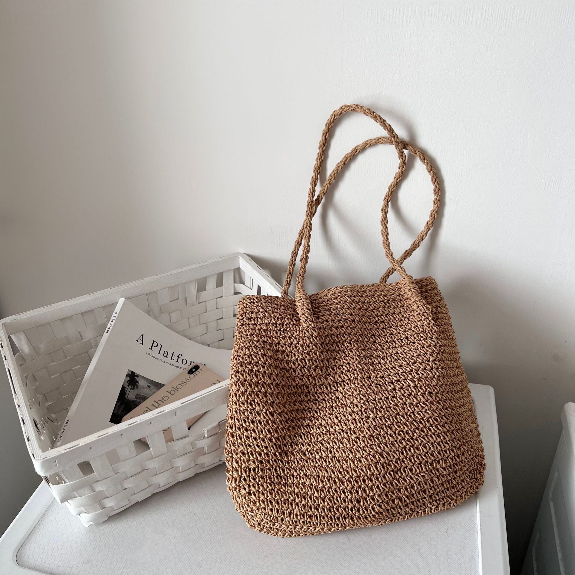 One Shoulder Large Capacity Straw Bag Portable Simplicity Casual Straw Bag Woven Bag Seaside Vacation Beach Bag Rattan Weave Bag Women Bella Mia