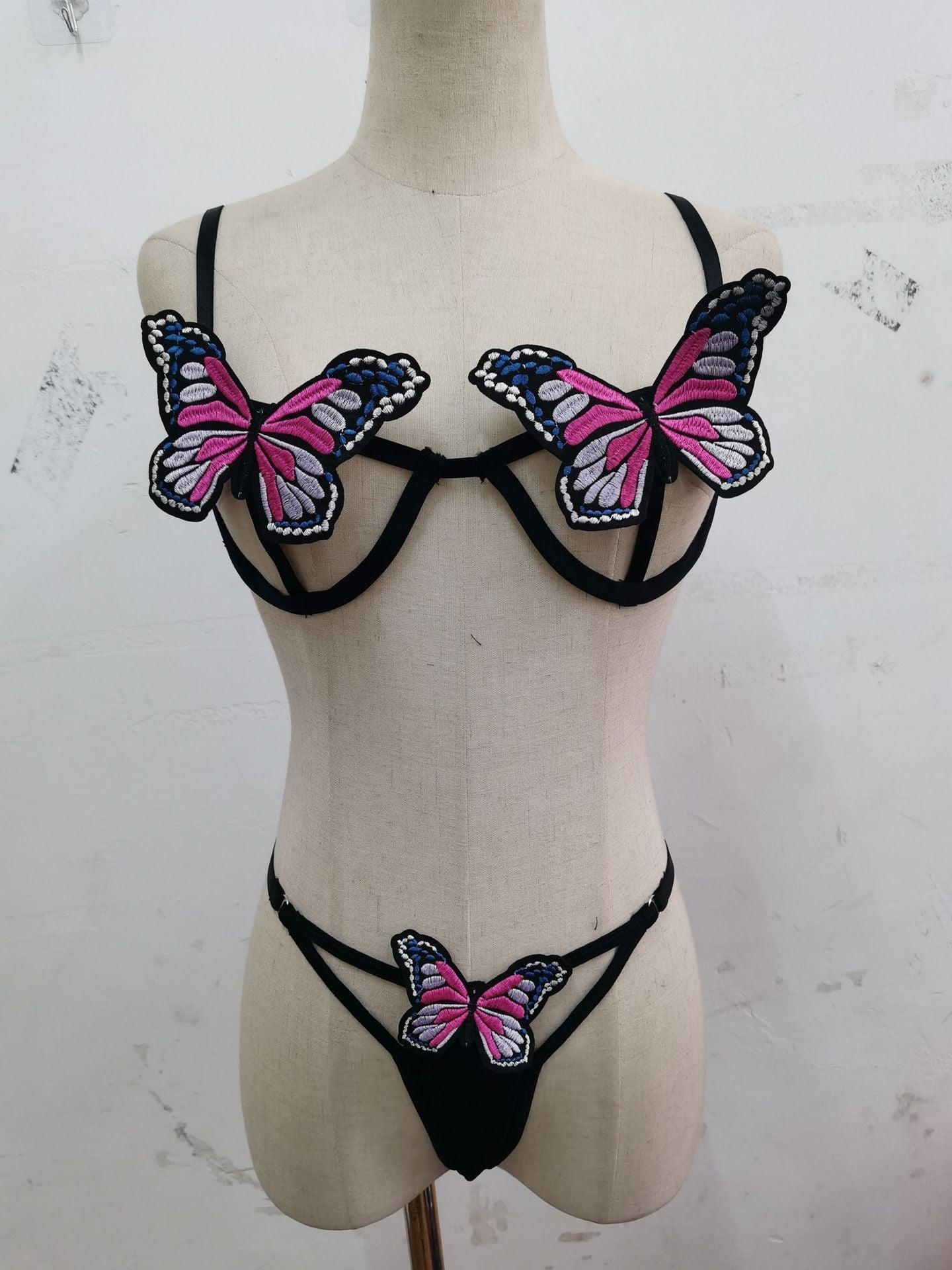 Sexy Butterfly Embroidery Backless Sexy Split Suit Bella Mia