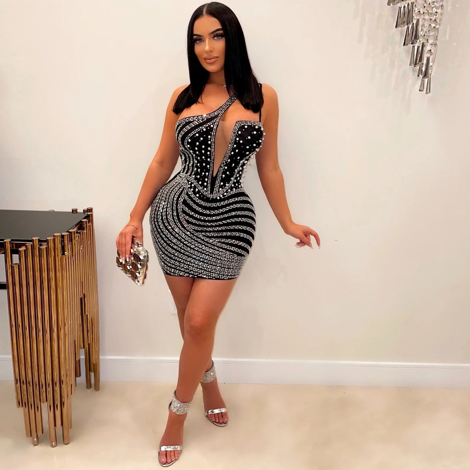 Summer Women Clothing Sexy Tight Oblique Shoulder Nightclub Rhinestone Mini Dress Glitter Bella Mia