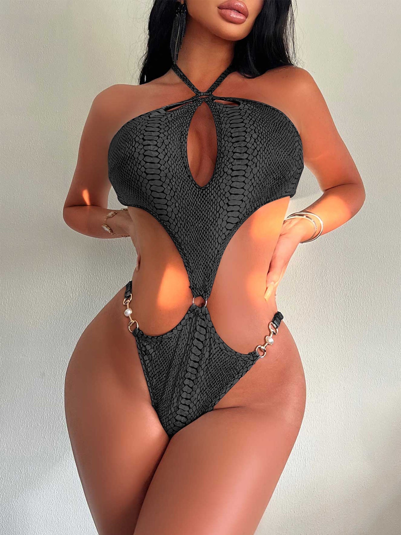 One Piece Hollow Out Cutout Sexy Pearl Buckle Halter Women Swimsuit Bikini One Piece Swimsuit Bella Mia