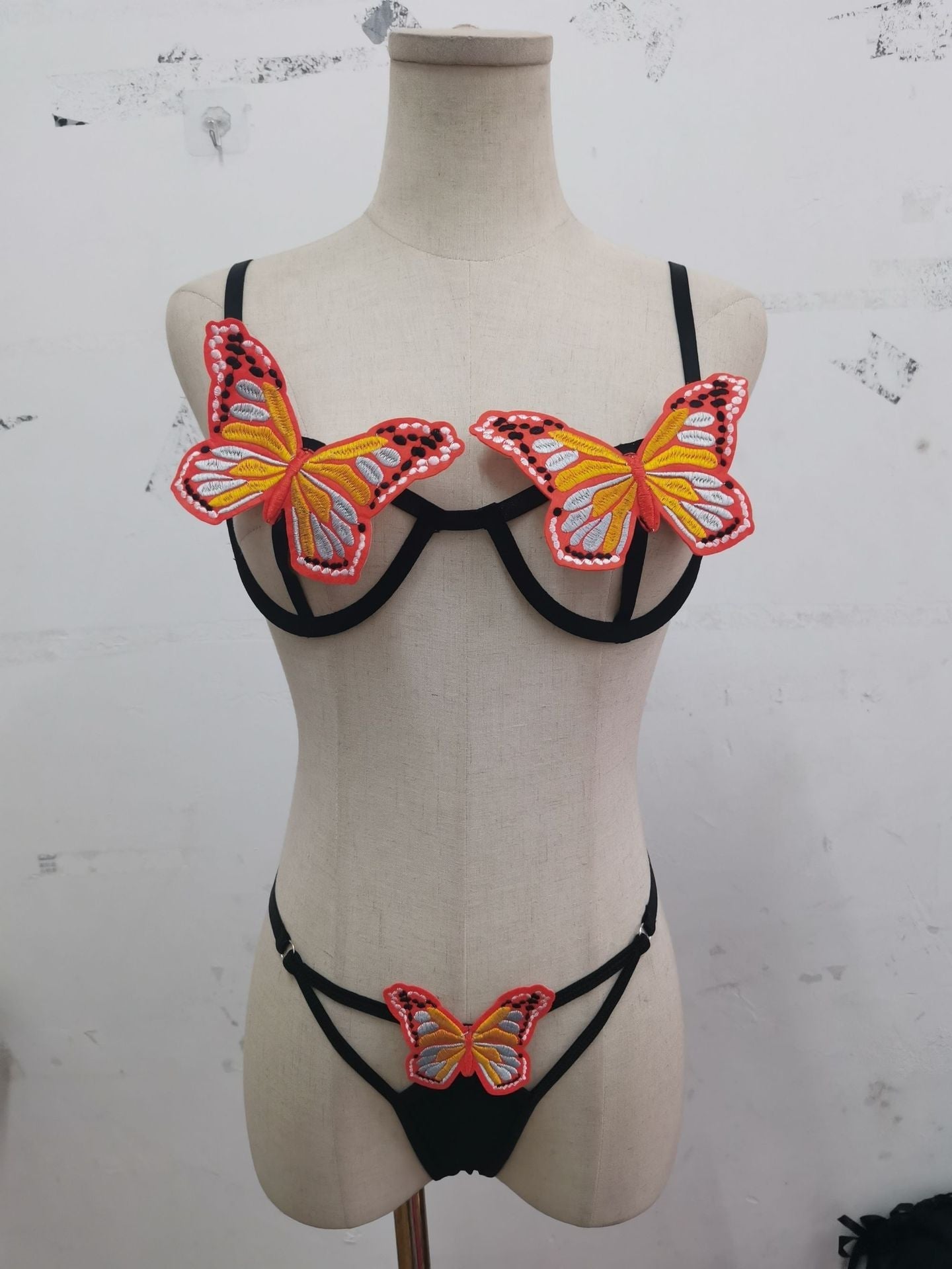 Sexy Butterfly Embroidery Backless Sexy Split Suit Bella Mia