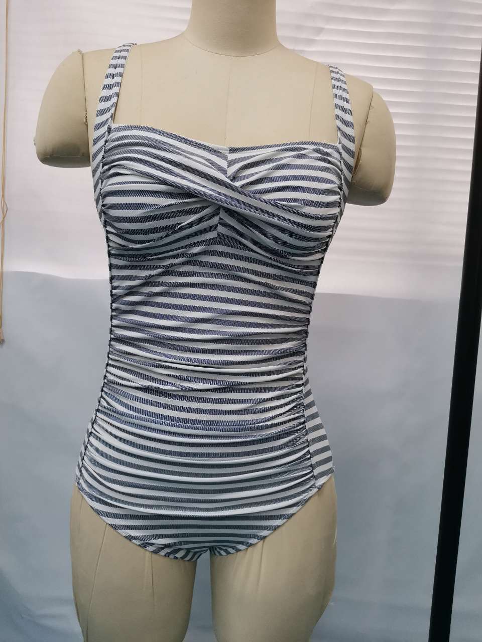 Women Sexy Printed Sling Conservative Swimsuit Triangle Swimsuit Bella Mia