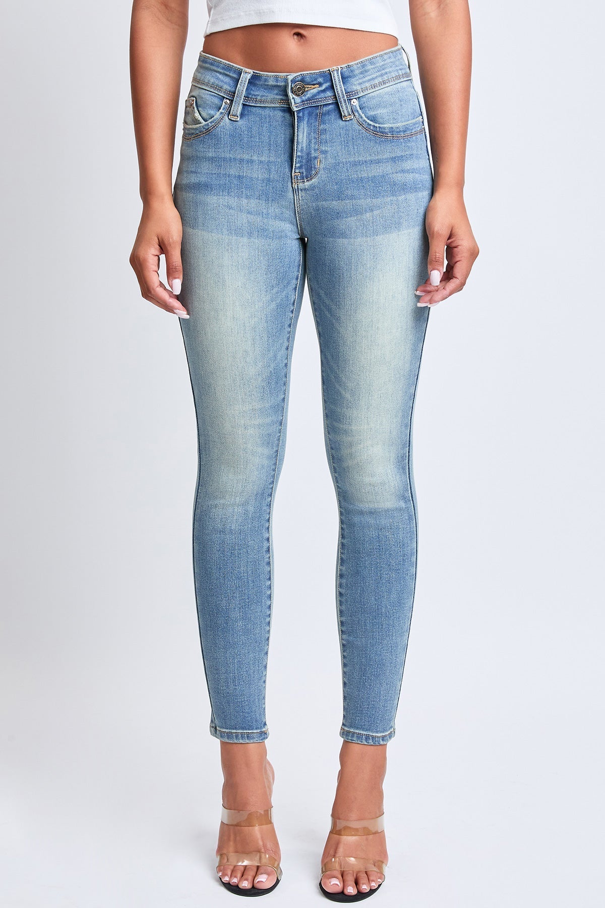 Women's WannaBettaButt Mid Rise Embroidered Skinny Jean YMI JEANS