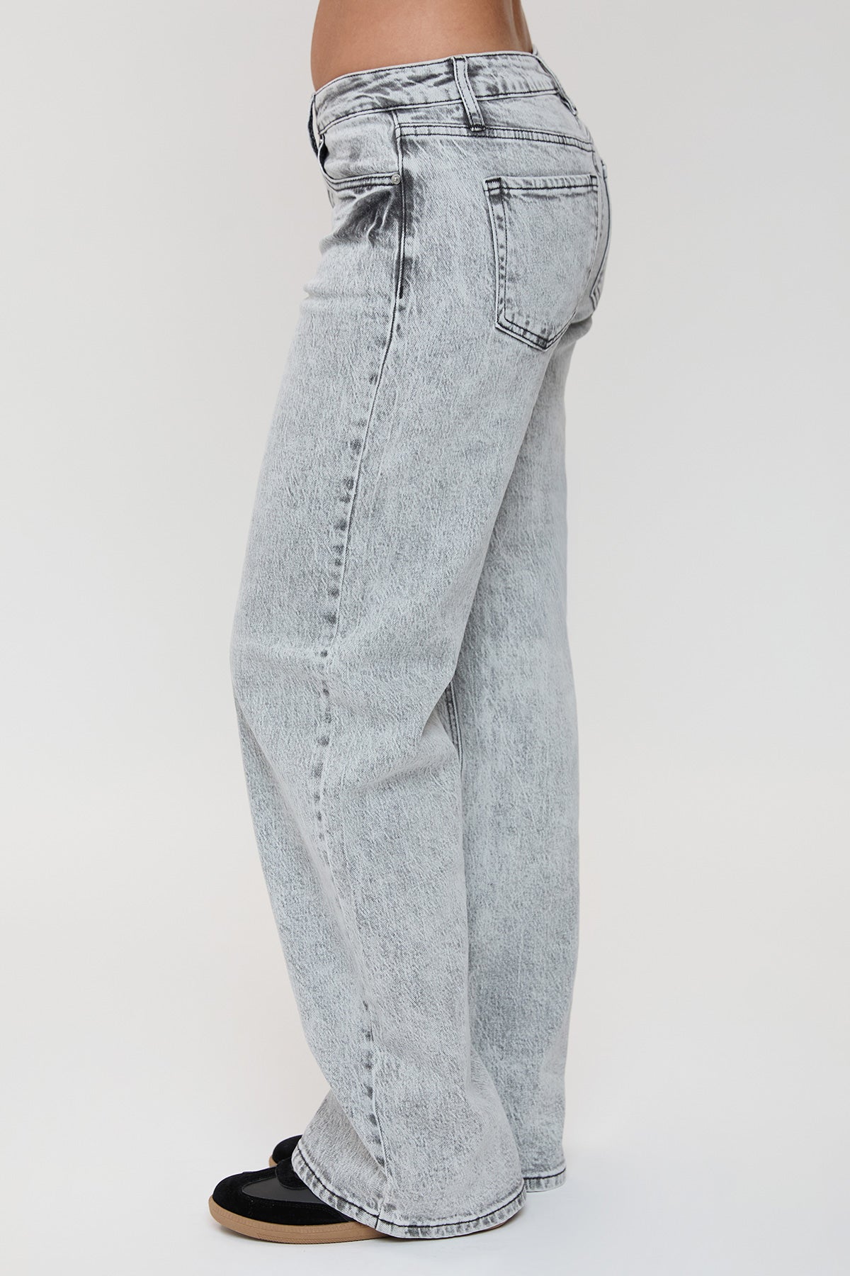 Back view of YMI JEANS Women's Wide Leg Luxe Britney Jeans, highlighting the classic pocket styling and relaxed fit.