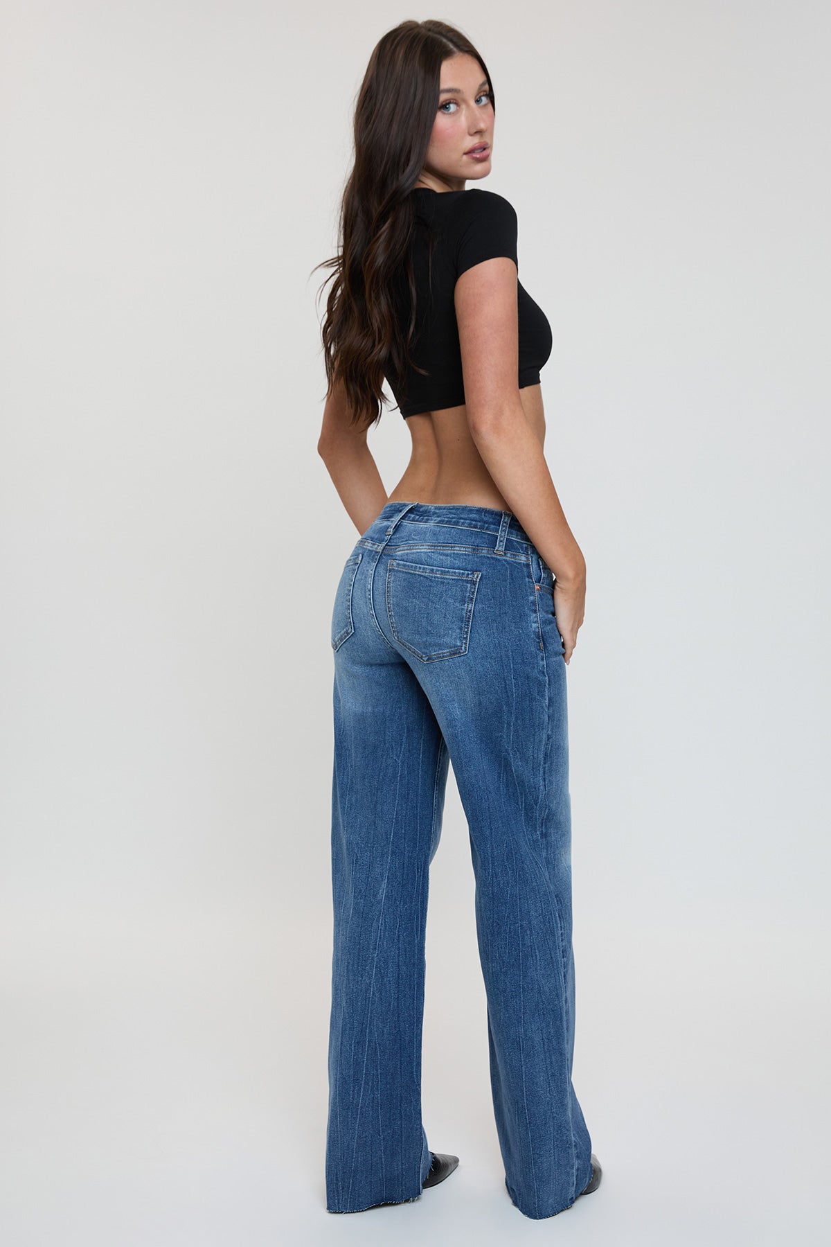 YMI JEANS Women's Britney Low Rise Wide Leg Jeans - Lifestyle Image