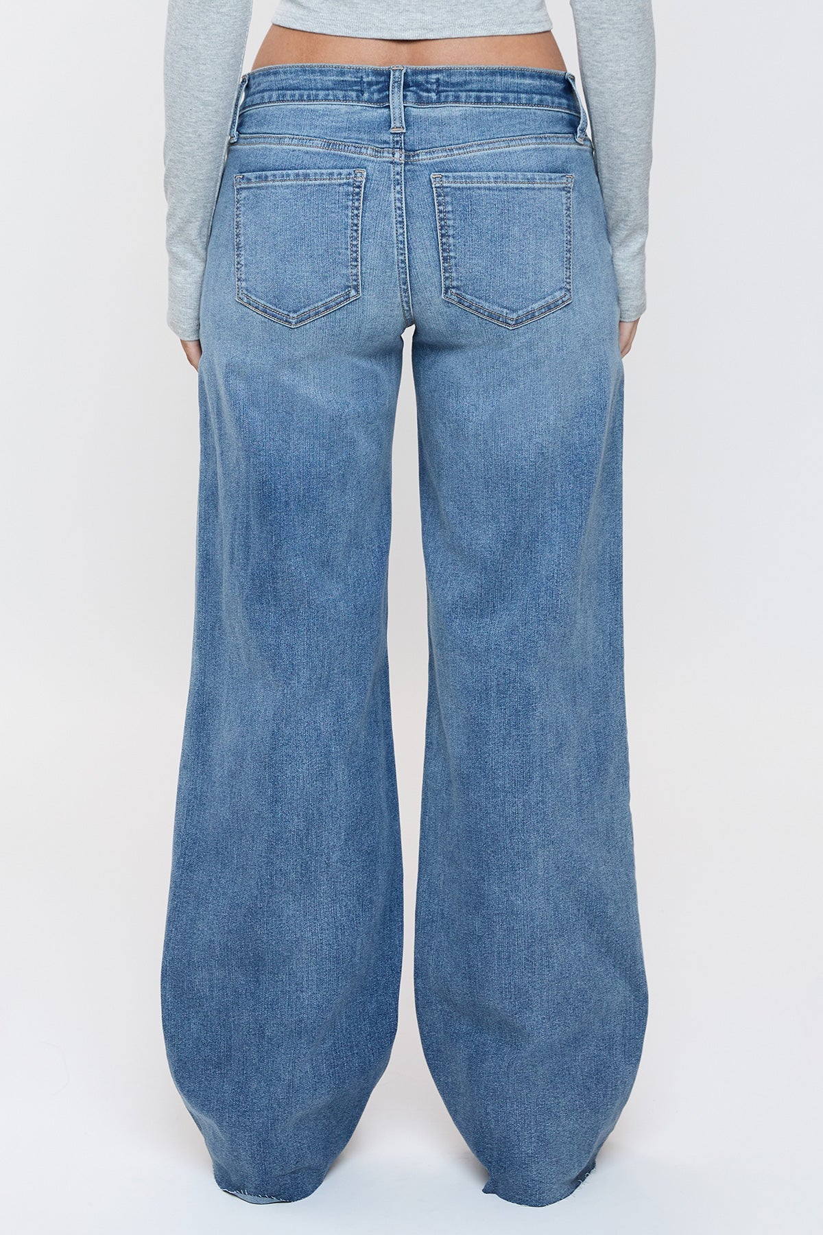 YMI JEANS Women's Britney Low Rise Wide Leg Jeans - Close Up