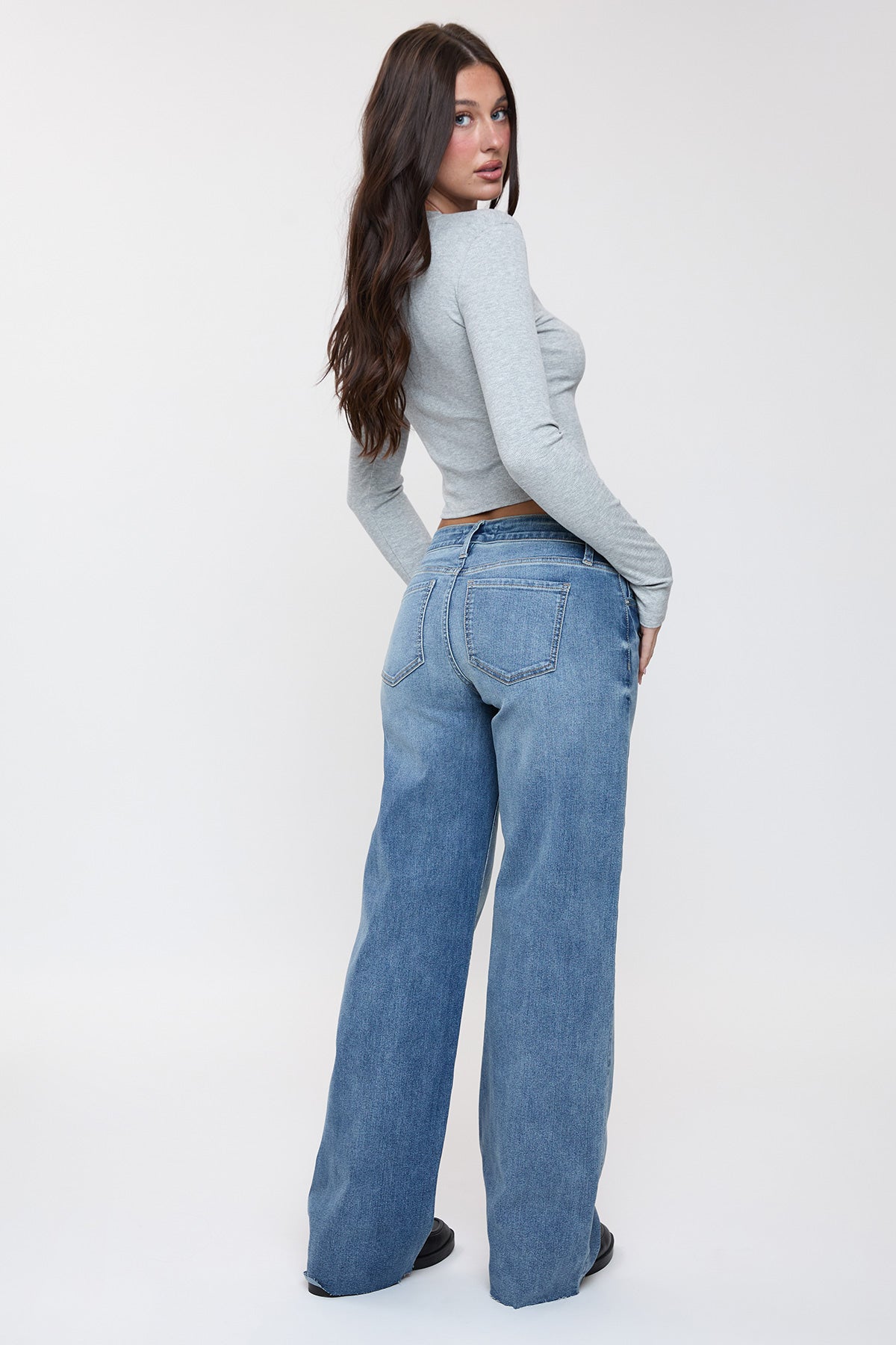 YMI JEANS Women's Britney Low Rise Wide Leg Jeans - Lifestyle Image