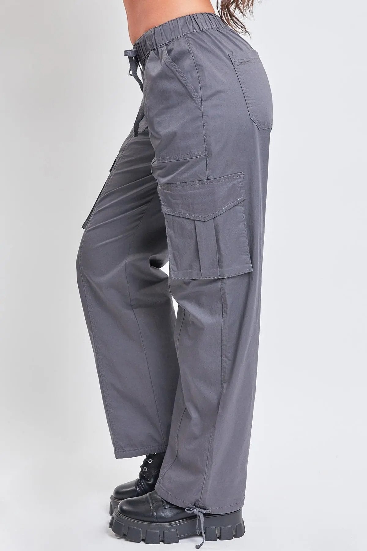 Women's Mid Rise Pull On Cargo Pants - Love Salve
