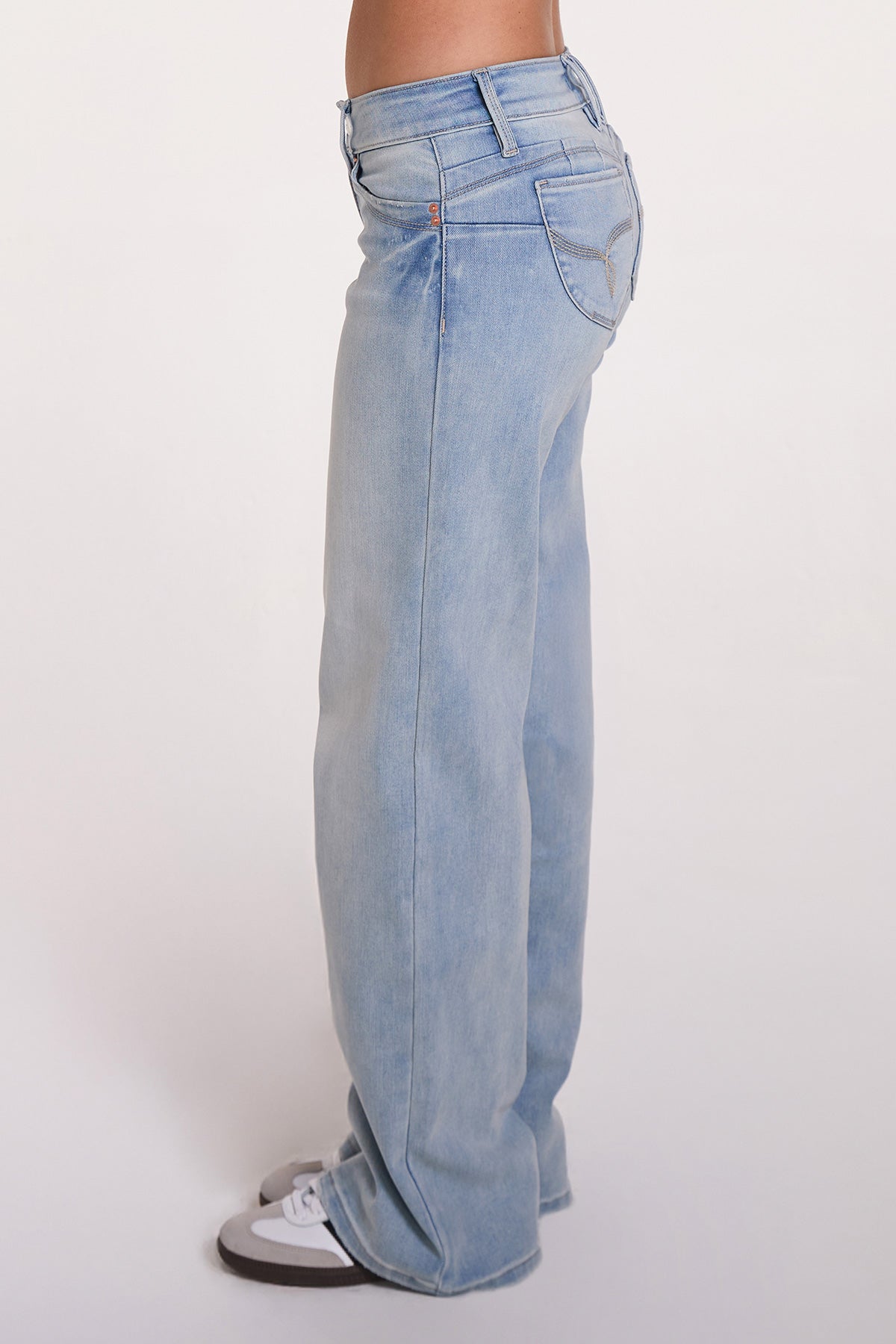 YMI JEANS Pants - Close Up
