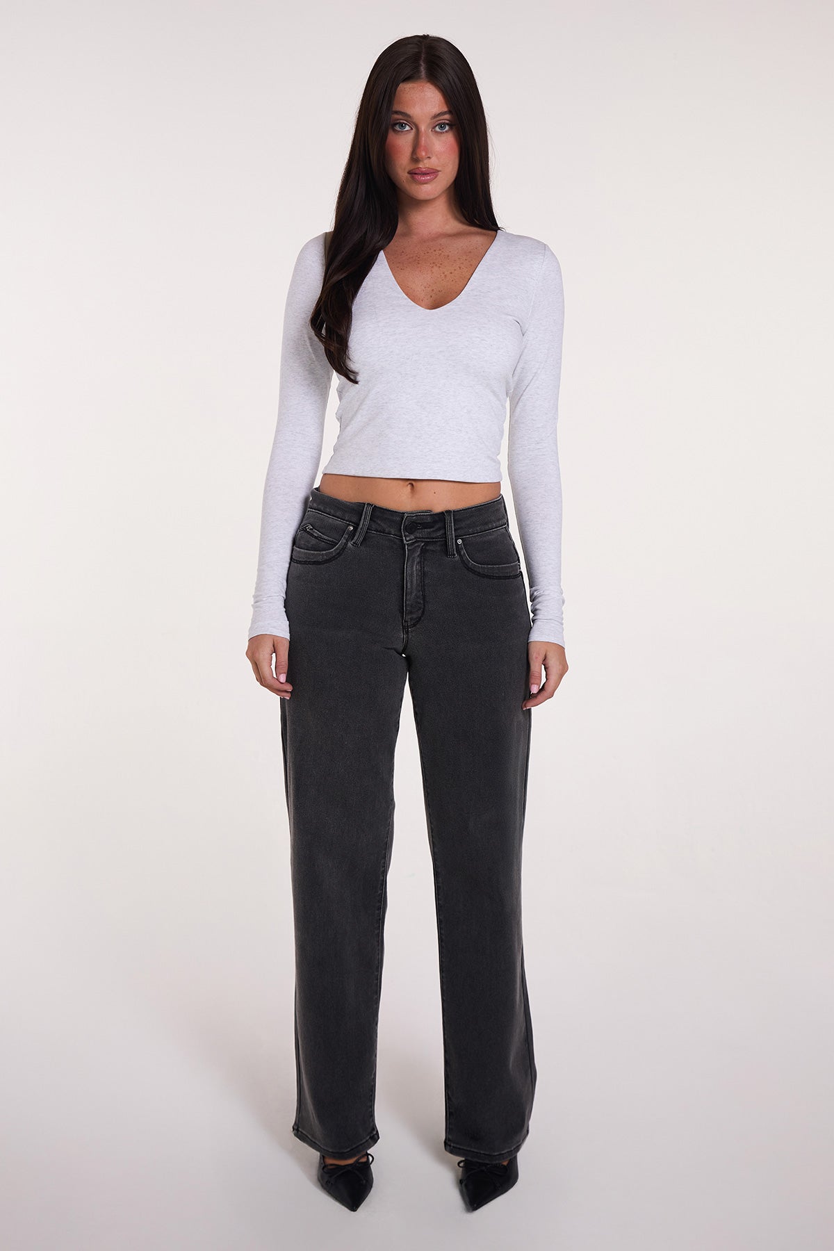 YMI JEANS Women's Luxe High Rise WannaBettaButt Straight Jeans, showcasing the functional pockets and hardware.