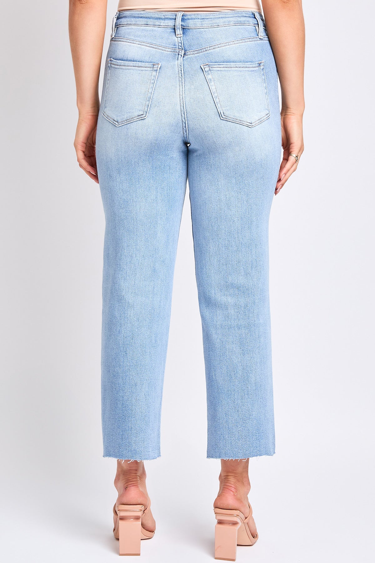 Detail shot of the YMI JEANS Women's Cropped Straight Jeans waistband and button closure, featuring quality stitching.