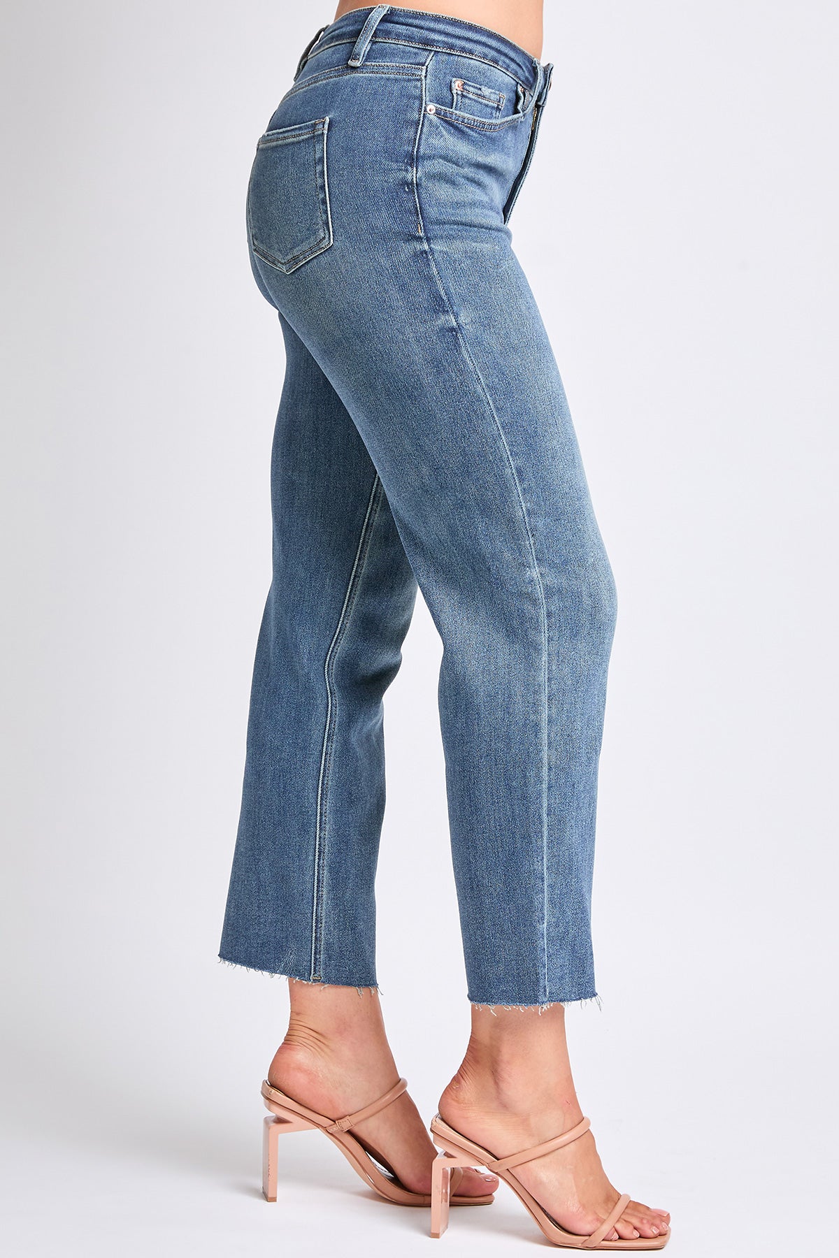 Detail of the YMI JEANS brand patch on the back of the Women's Cropped Straight Jeans, signifying authentic quality.