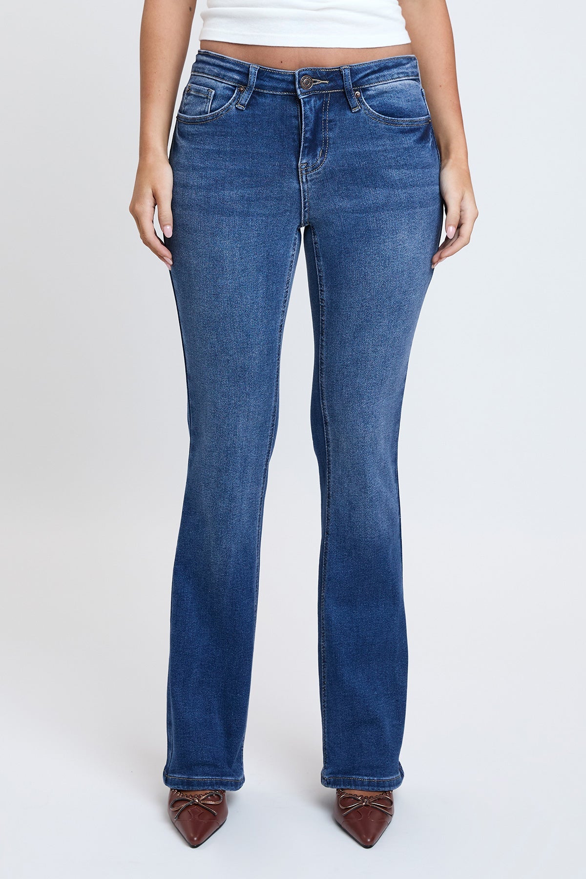 YMI JEANS Women's Luxe Jessie Bootcut Jeans - Close Up