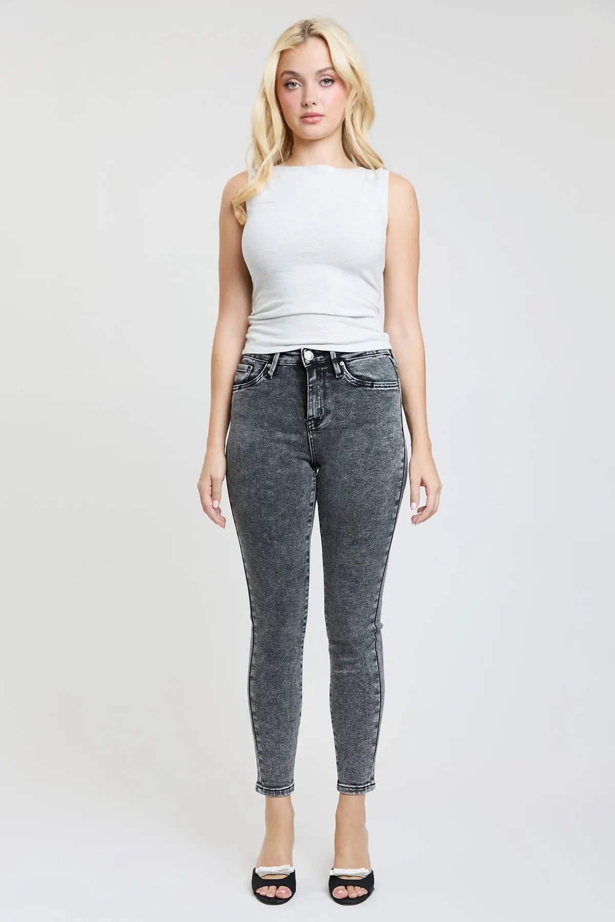 Women's Luxe Riley Skinny Jeans YMI JEANS