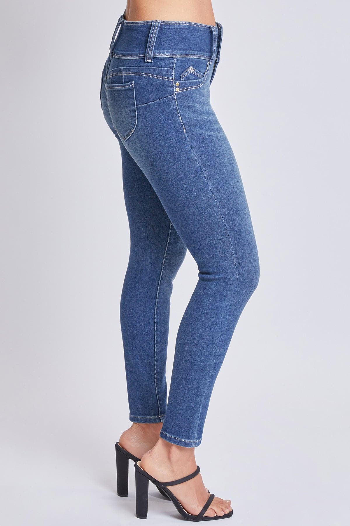 Women’s Sustainable WannaBettaButt Skinny Jeans YMI JEANS