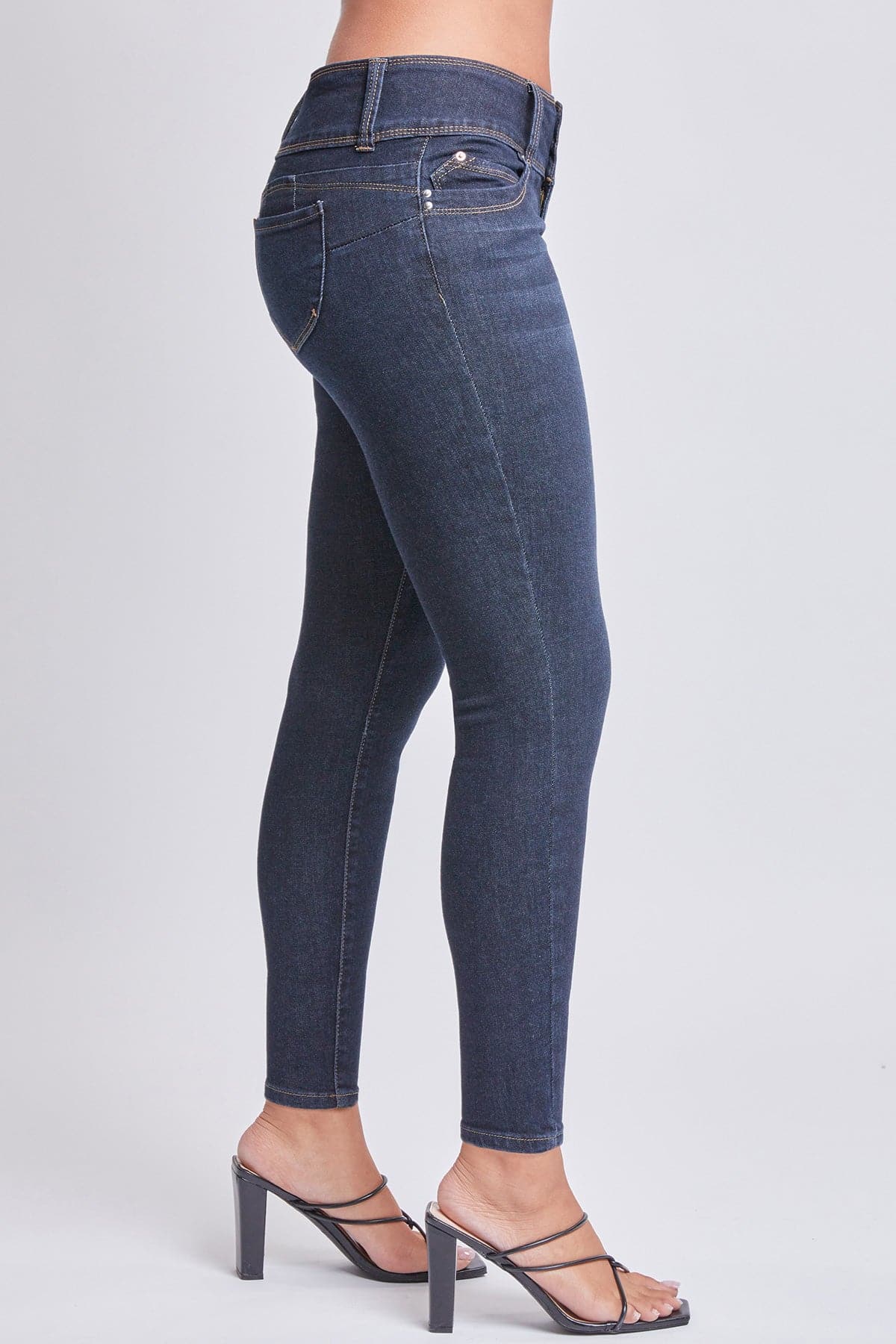 Women’s Sustainable WannaBettaButt Skinny Jeans YMI JEANS