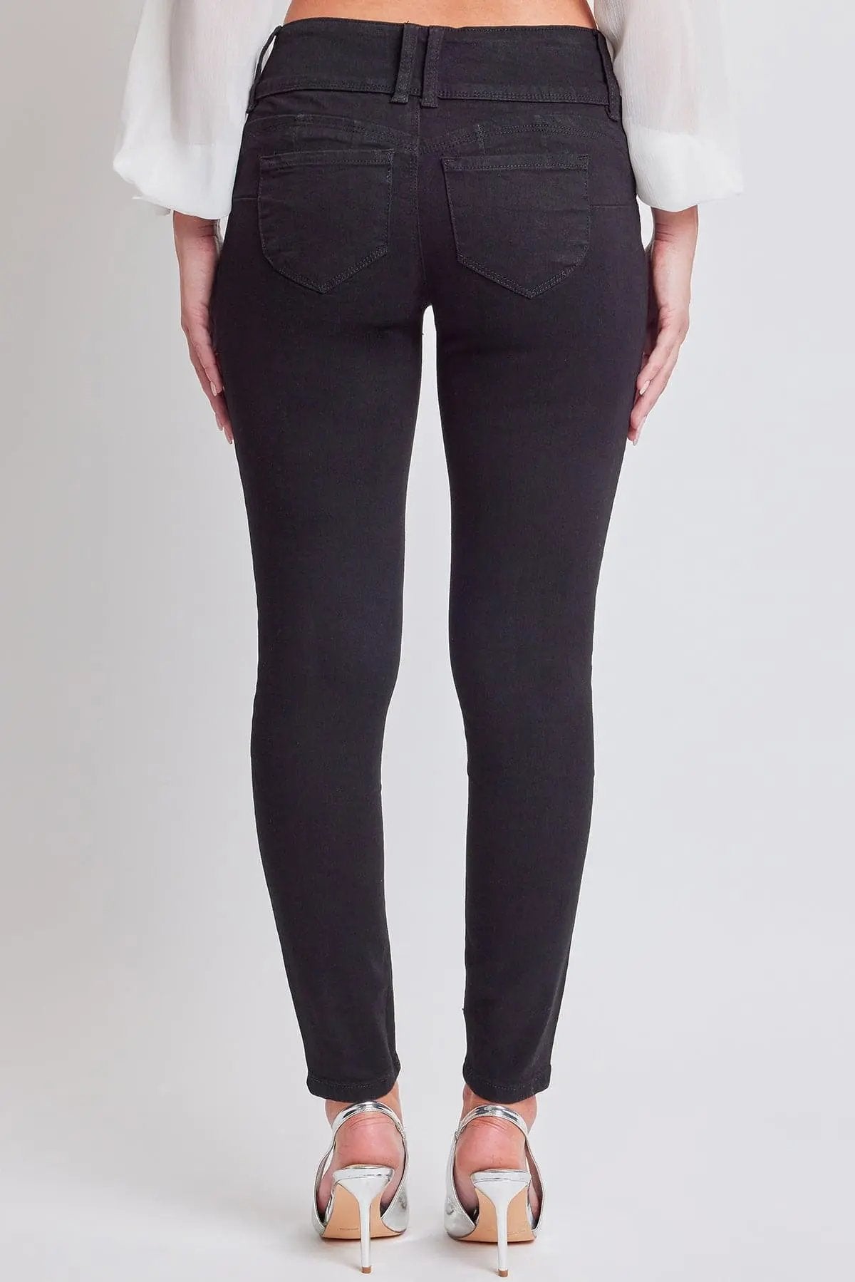 Women's Sustainable WannaBettaButt 3 Button Skinny Jeans - Love Salve