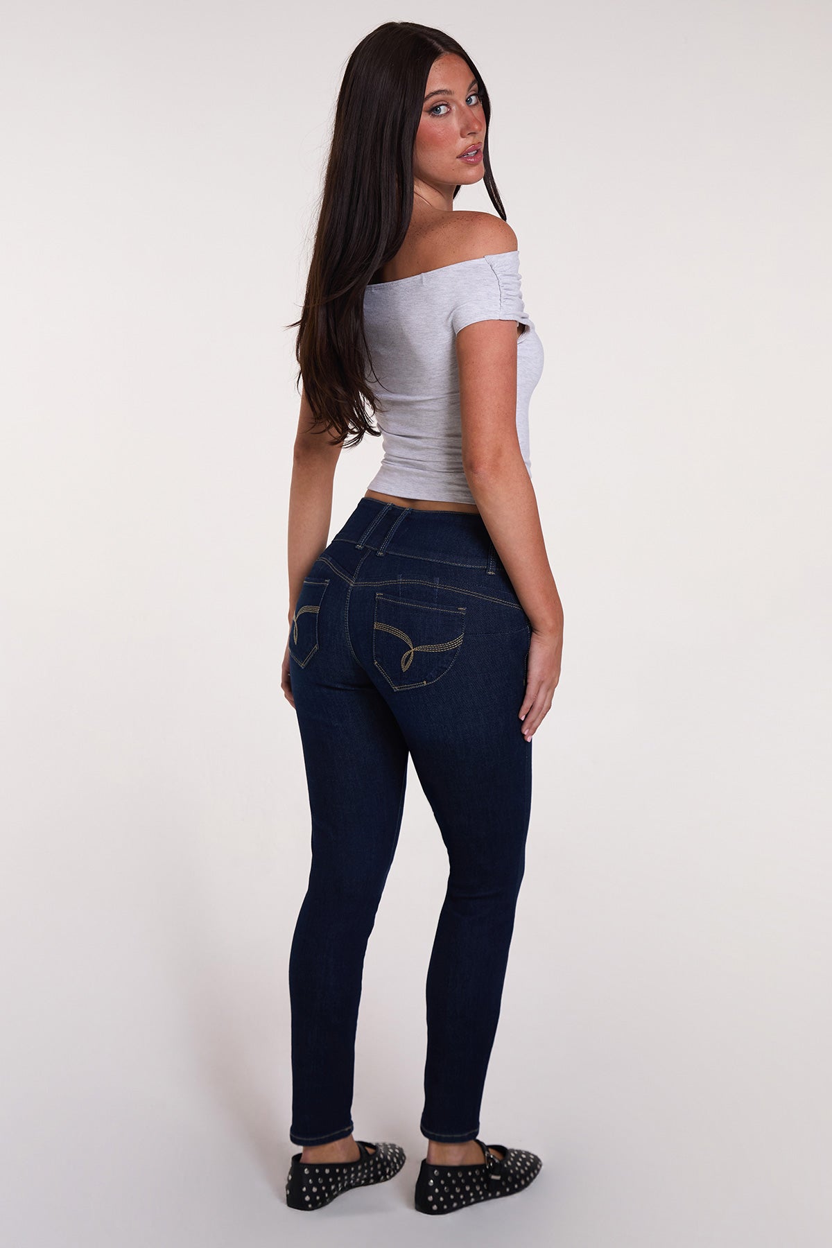 Women's Luxe Mid Rise 3-Button WannaBettaButt Skinny Jeans YMI JEANS