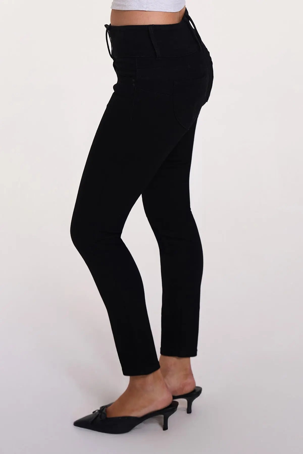 Women's Luxe Mid Rise 3-Button WannaBettaButt Skinny Jeans YMI JEANS