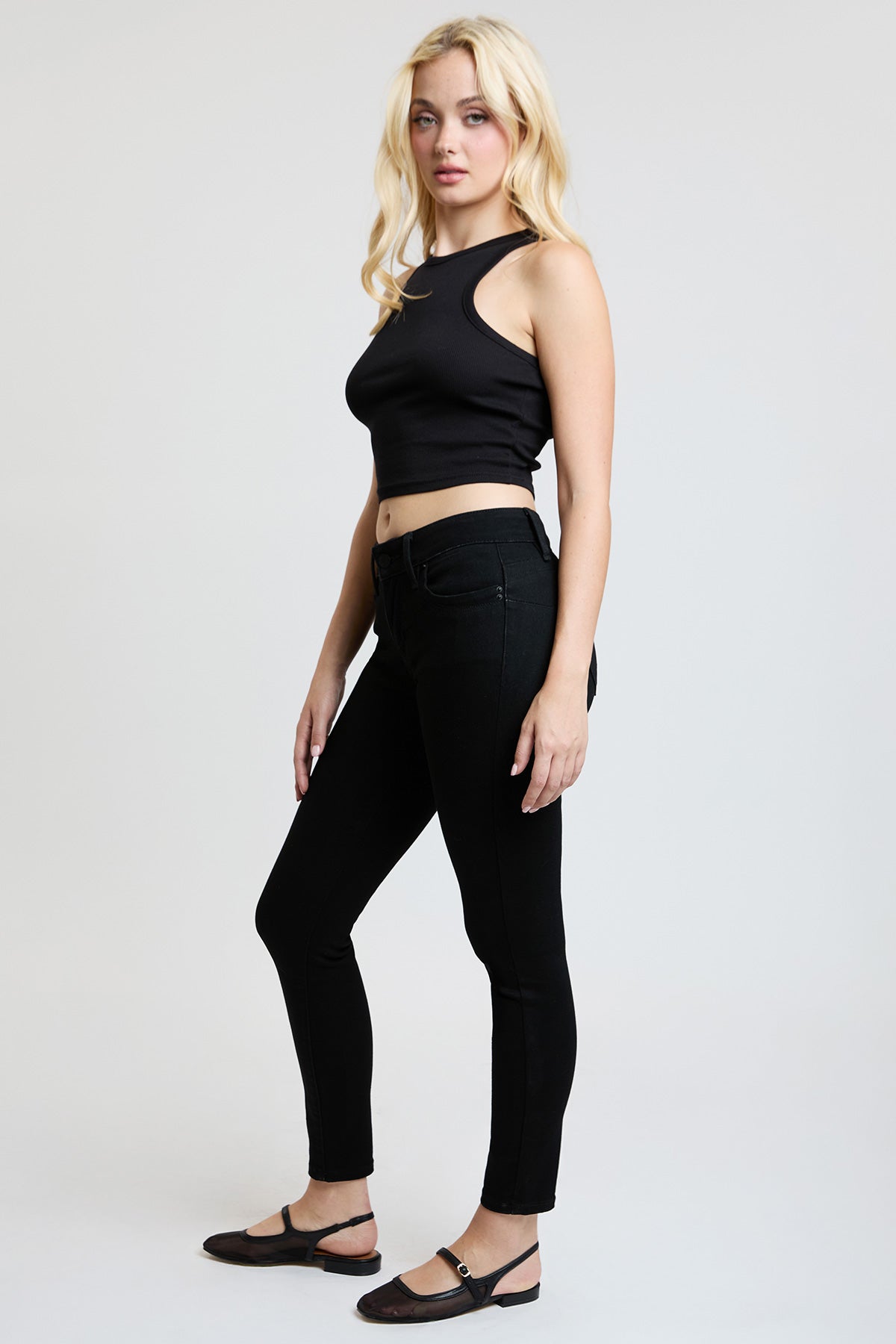 Women's Luxe Mid Rise WannaBettaButt Skinny Jeans YMI JEANS