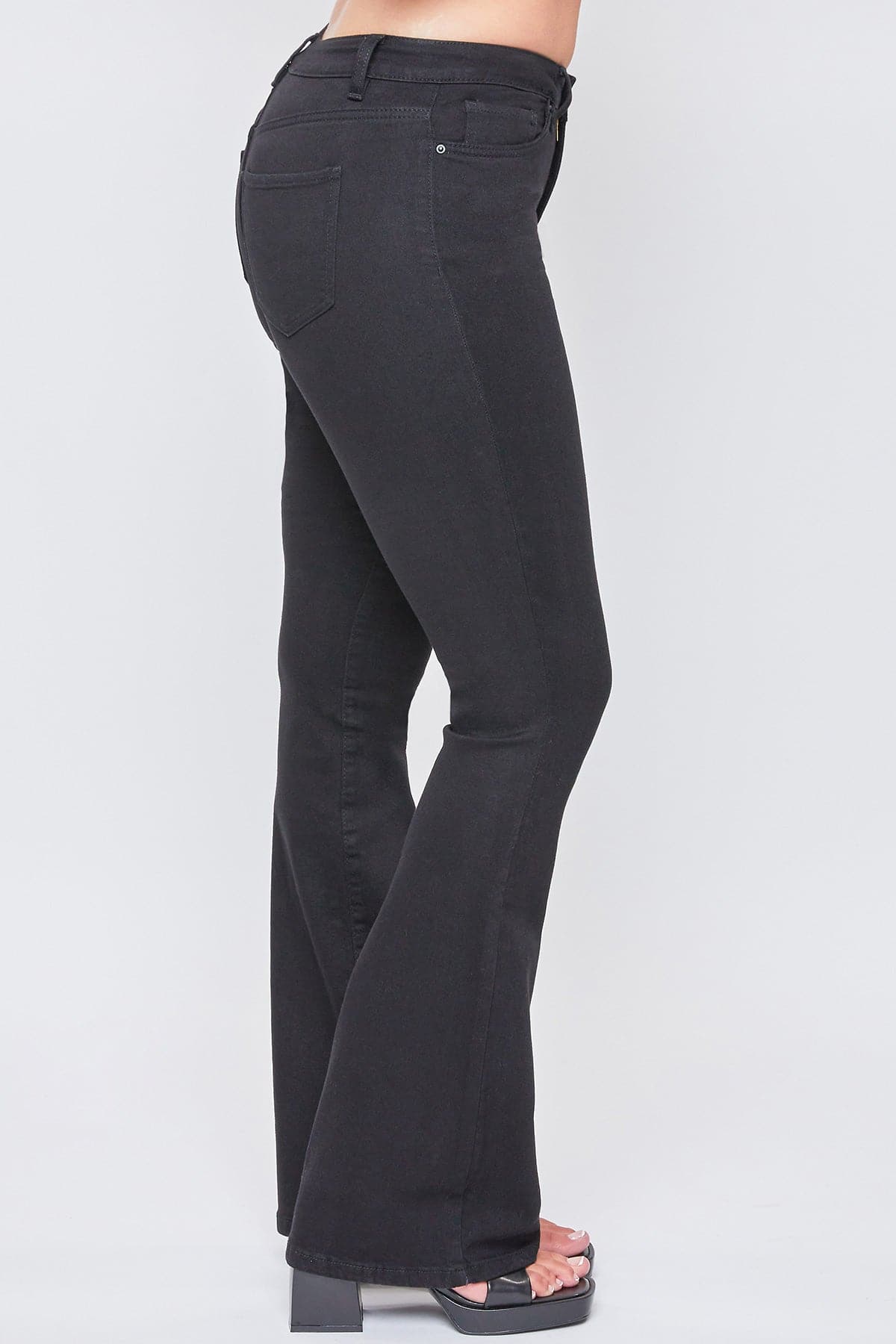 YMI JEANS Women's Essential Flare Jeans - Detail View