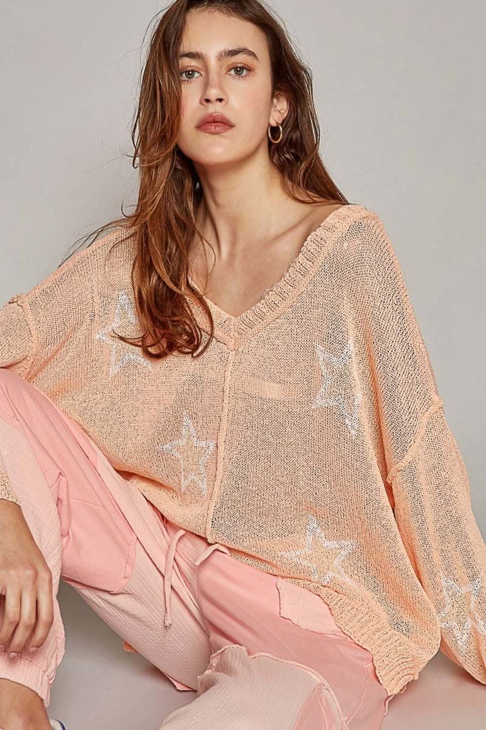 POL V-Neck Long Sleeve Star Print Knit Top 