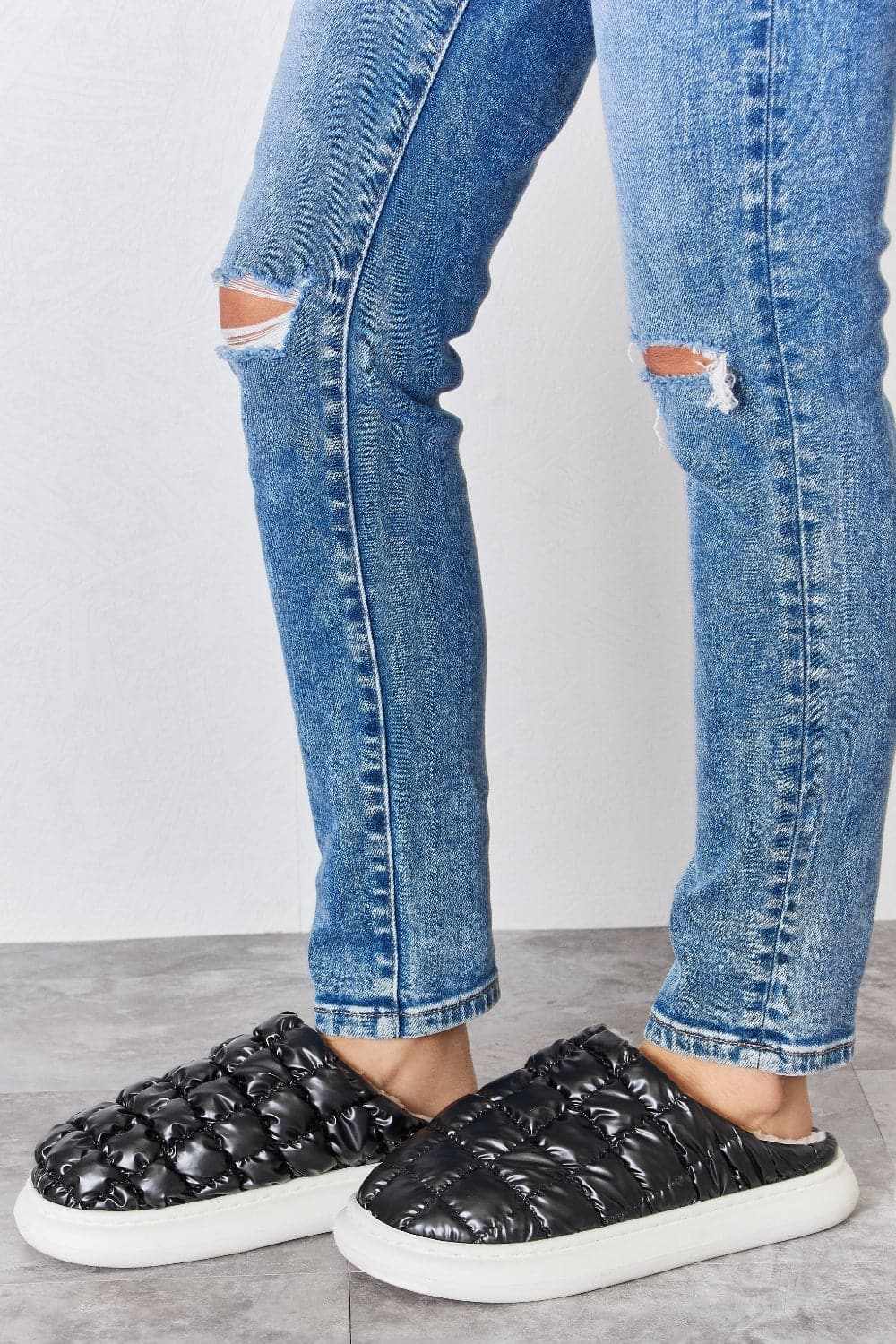 Plush puffer slippers by melody 