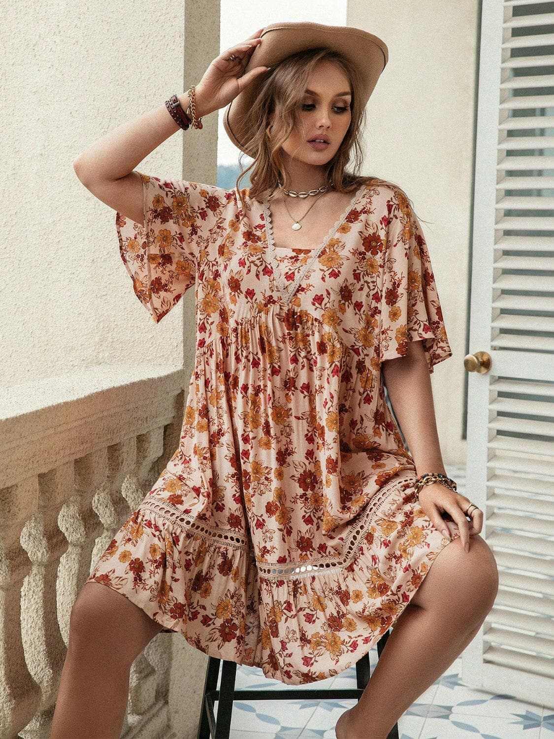 Plus size floral lace dress - Love Salve 