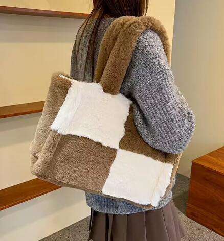 Fuzzy Checkered Shoulder Bag Miss Sparkling